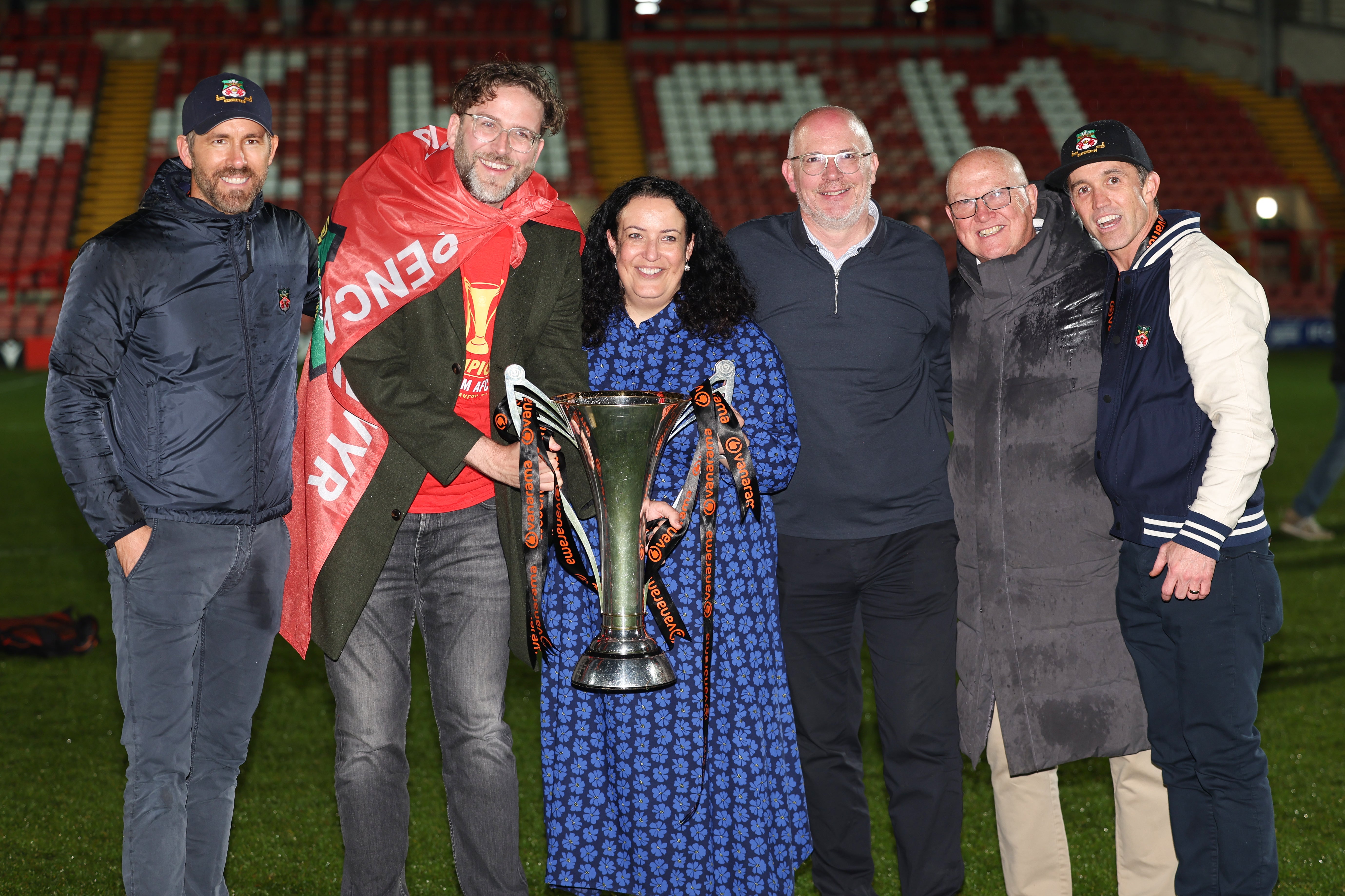 Reynolds and McElhenney with (from left) executive director Humphrey Ker, chief executive Fleur Robinson, and advisers to the board Shaun Harvey and Les Reed