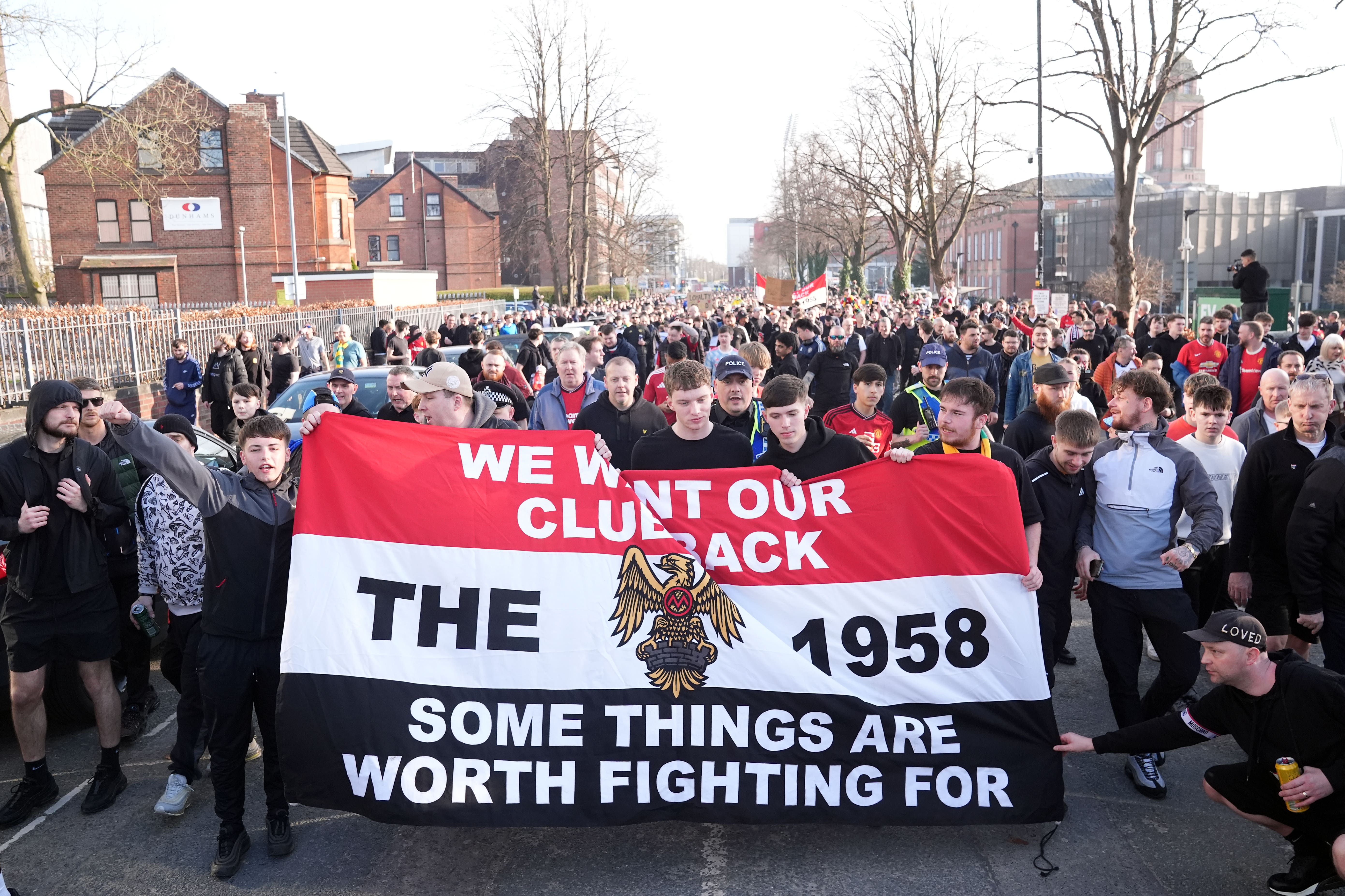 Skupina fanoušků Manchester United 1958 bude protestovat ve hře Arsenalu