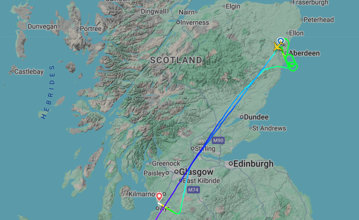 Circle game: Path of Ryanair flight from Faro to Aberdeen, which eventually diverted to Prestwick