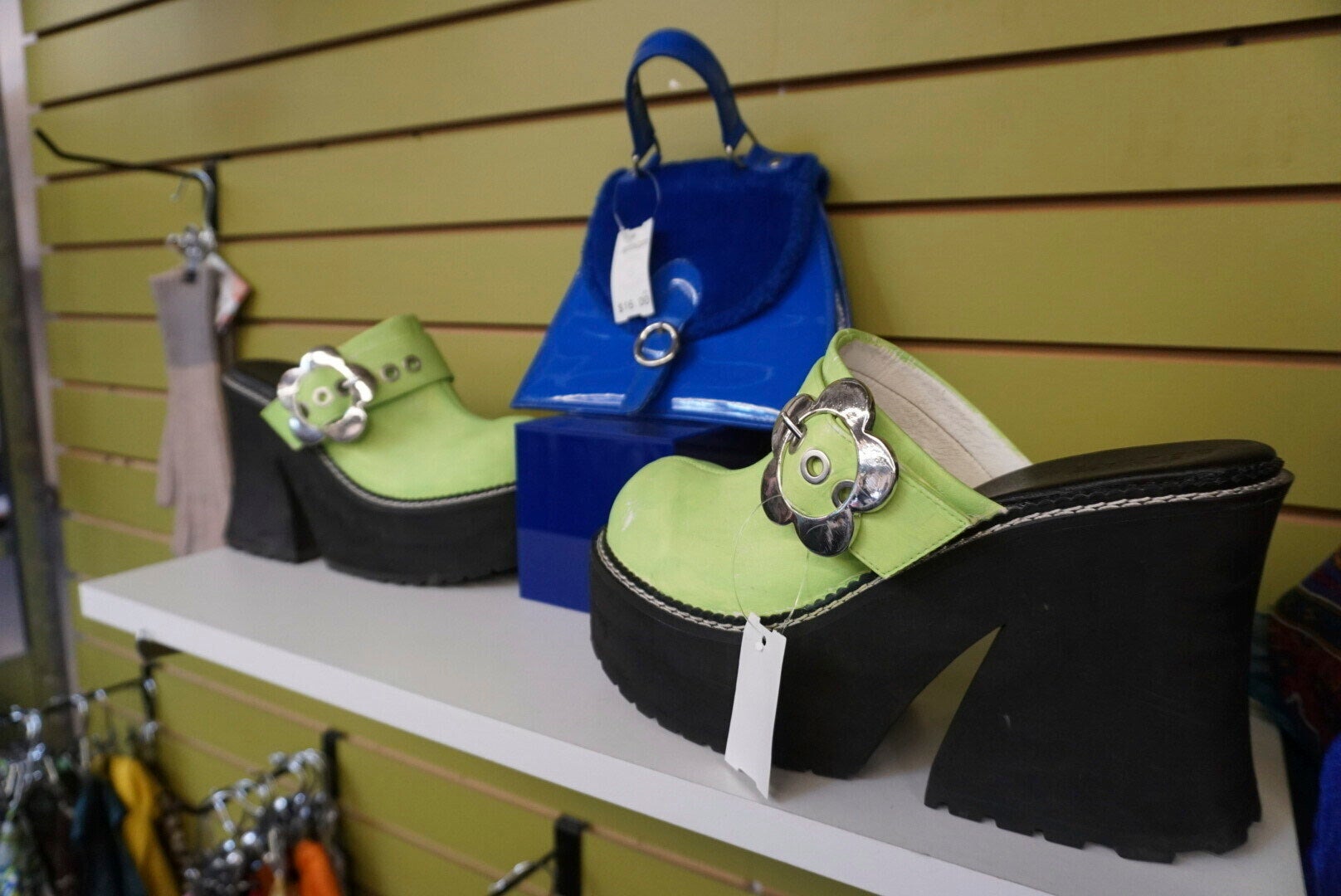 Fashion-Y2K Resurgence