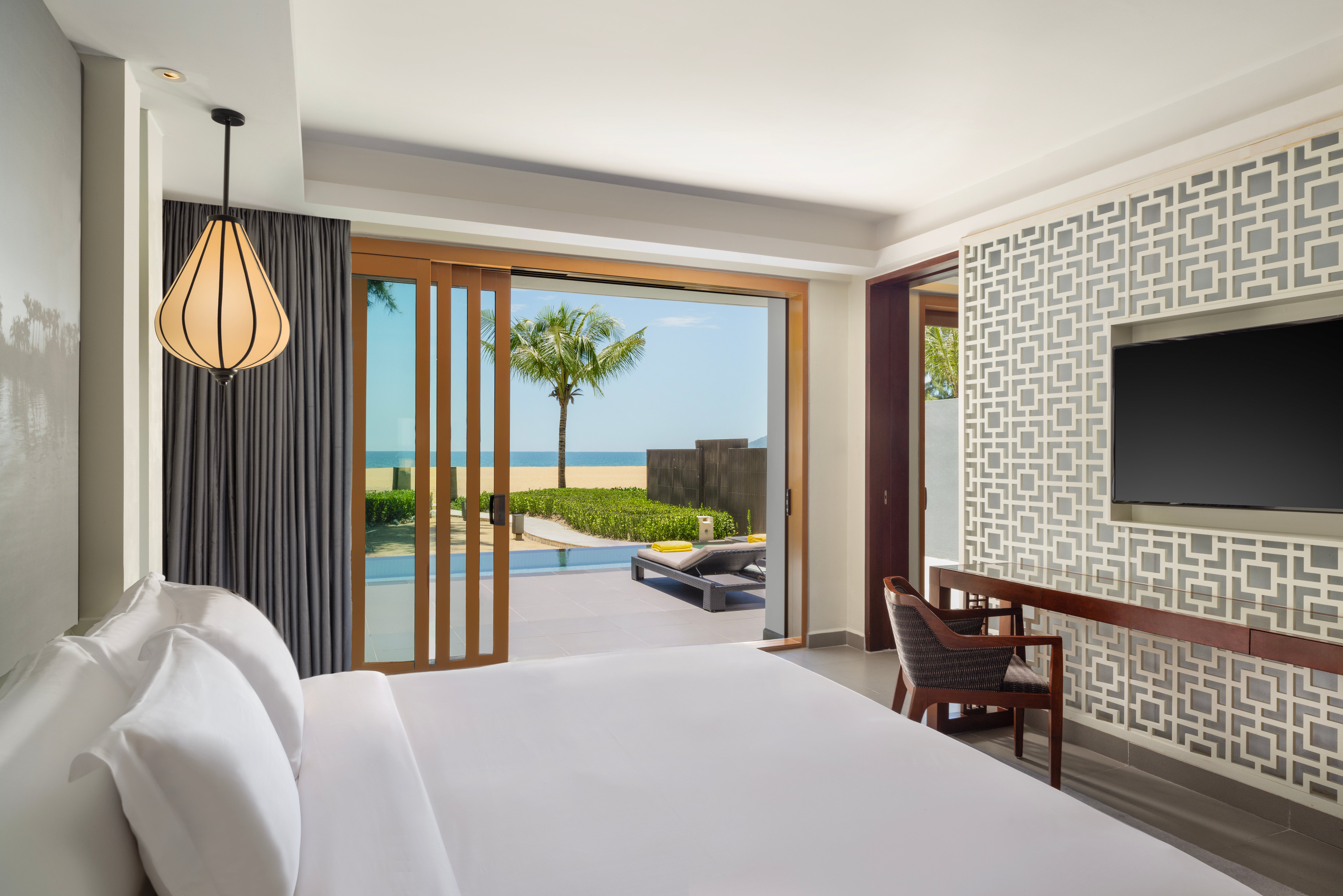 The beach suite at Angsana Lăng Cô