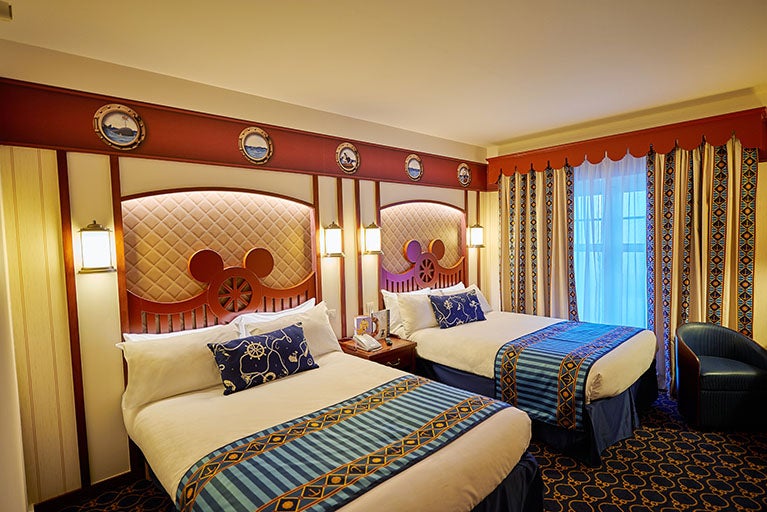 The Disney Newport Bay Club rooms have nods to Disney in their design