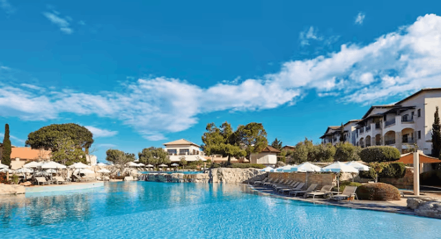 TUI BLUE Sensatori Atlantica Aphrodite Hills