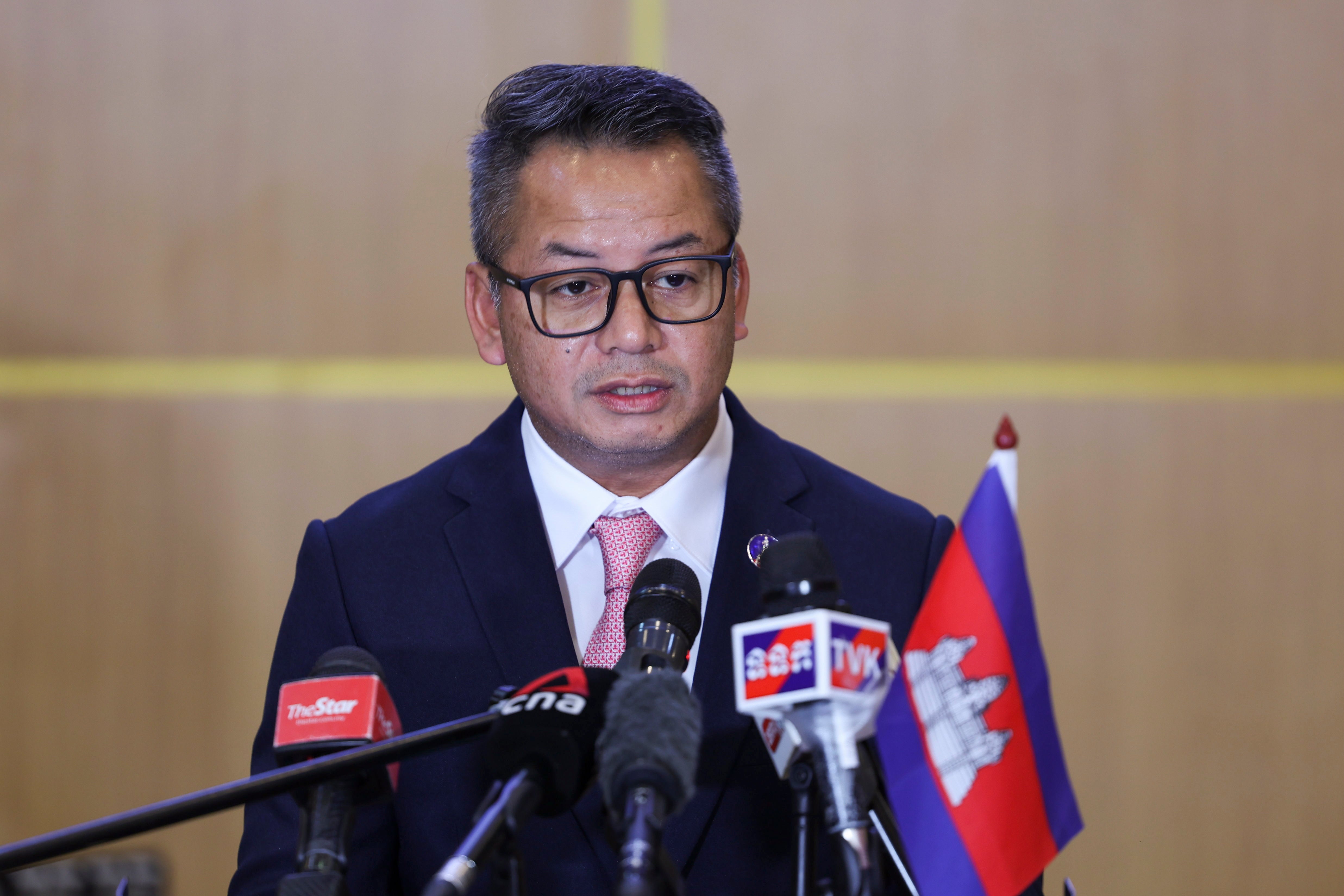 Cambodian defence minister General Tea Seiha speaks at a news conference after ceasefire talks in Kuala Lumpur, Malaysia, on 7 August 2025