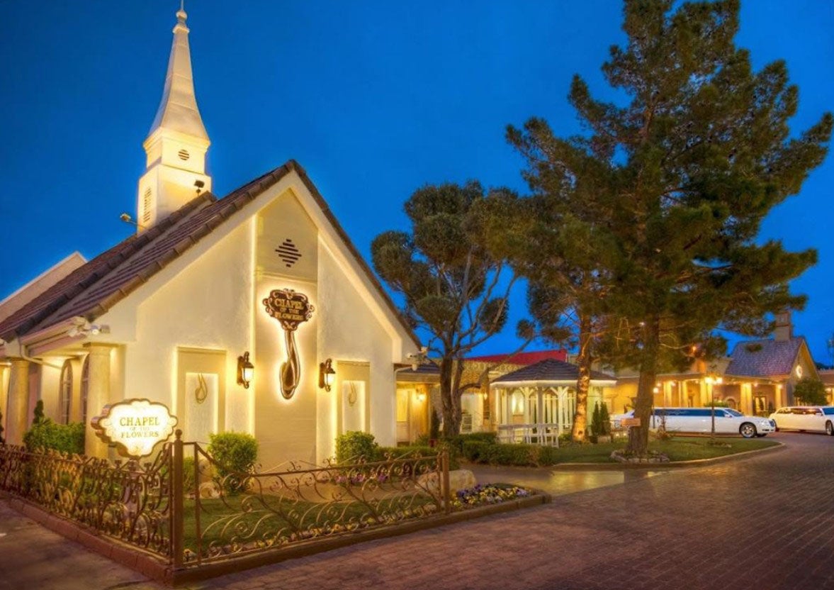 Dinsdale married Margaret at the Chapel of the Flowers, just metres away from his previous wedding ceremony