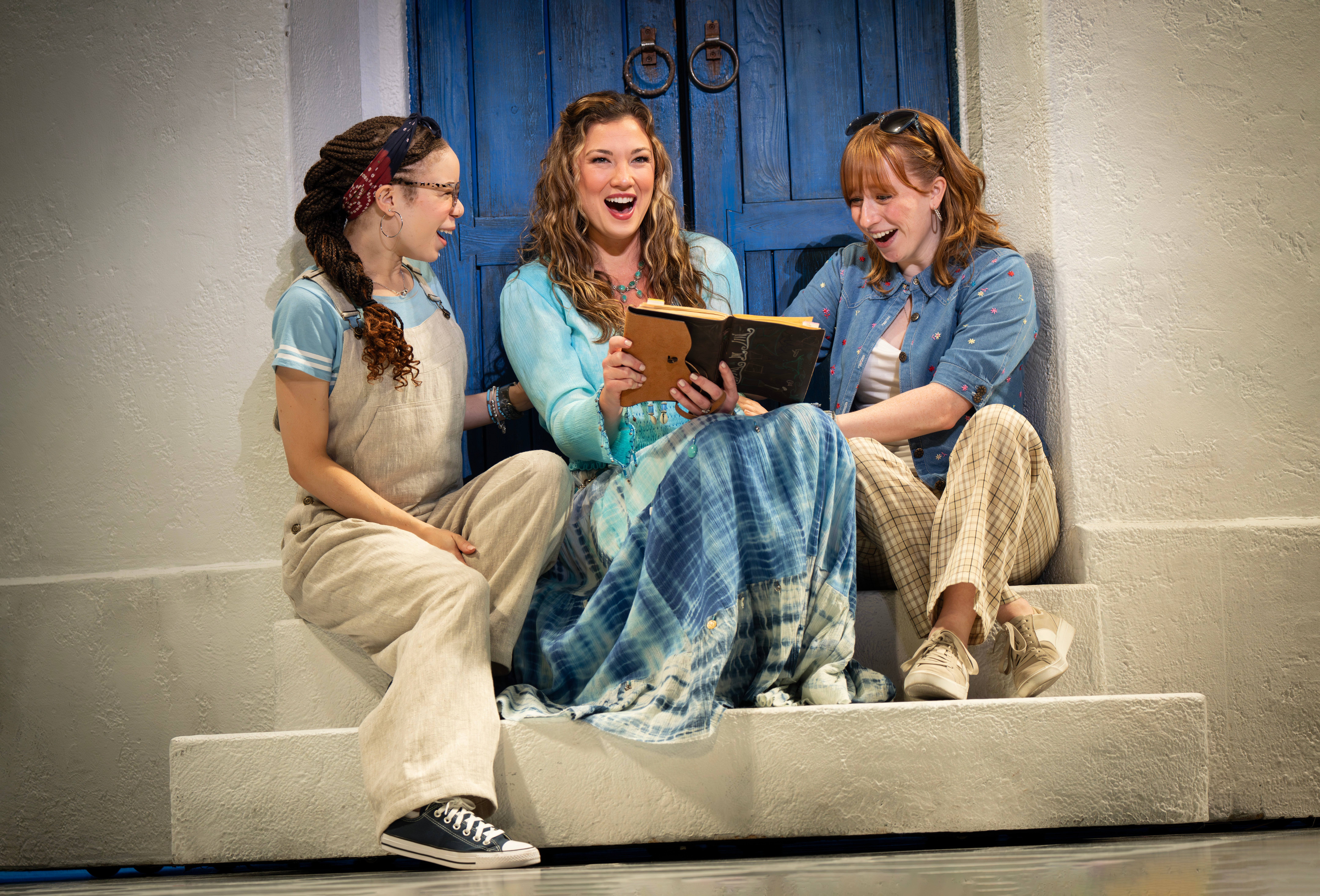 (L to R) Lena Owens (Lisa), Amy Weaver (Sophie Sheridan), and Haley Wright (Ali) in 'Mamma Mia'