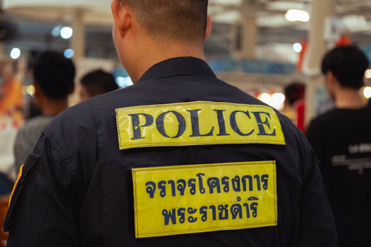 警方说