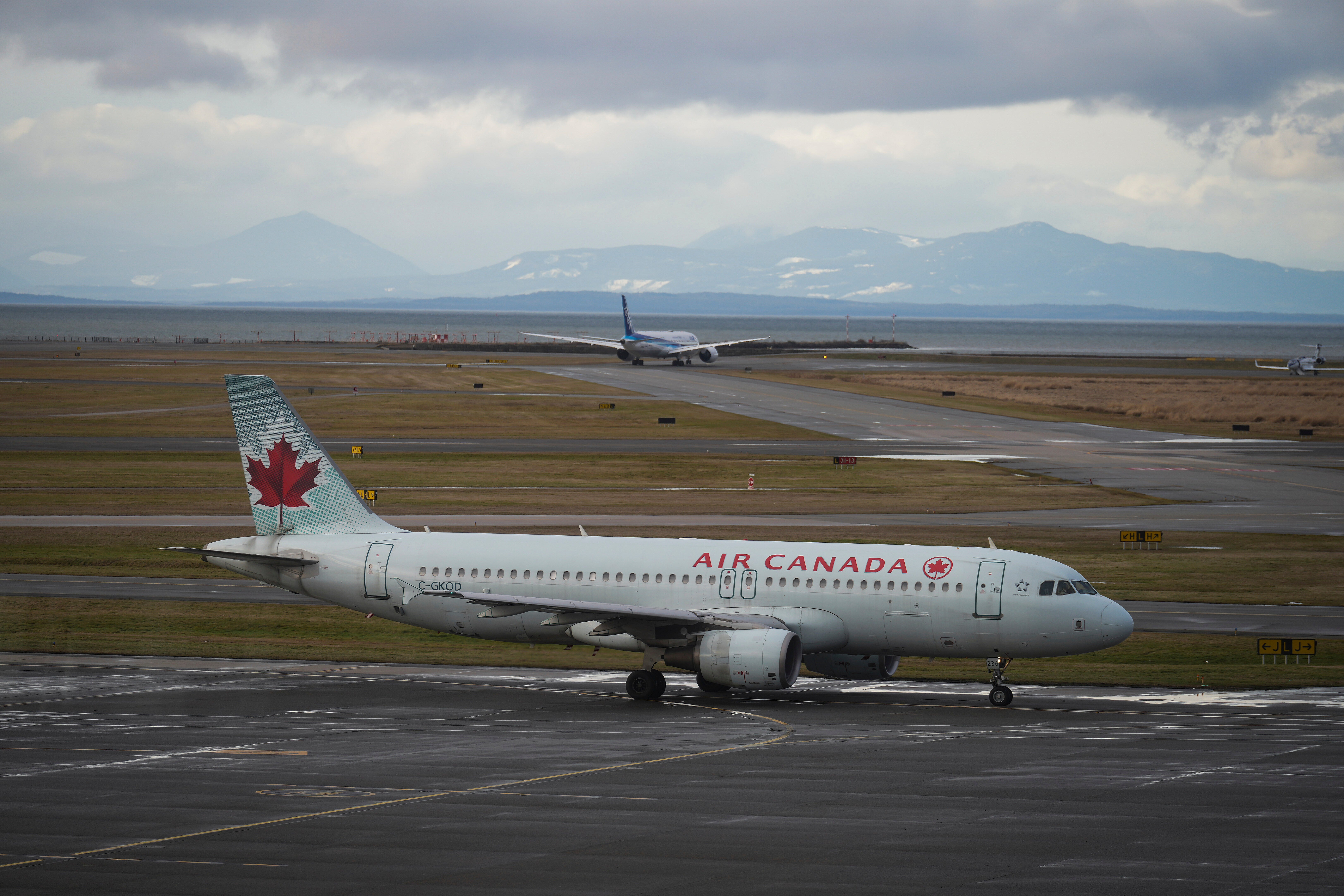 Air Canada said Wednesday it will begin a gradual suspension of flights to allow an orderly shutdown of the country's largest airline as it faces a potential work stoppage by its flight attendants on Saturday