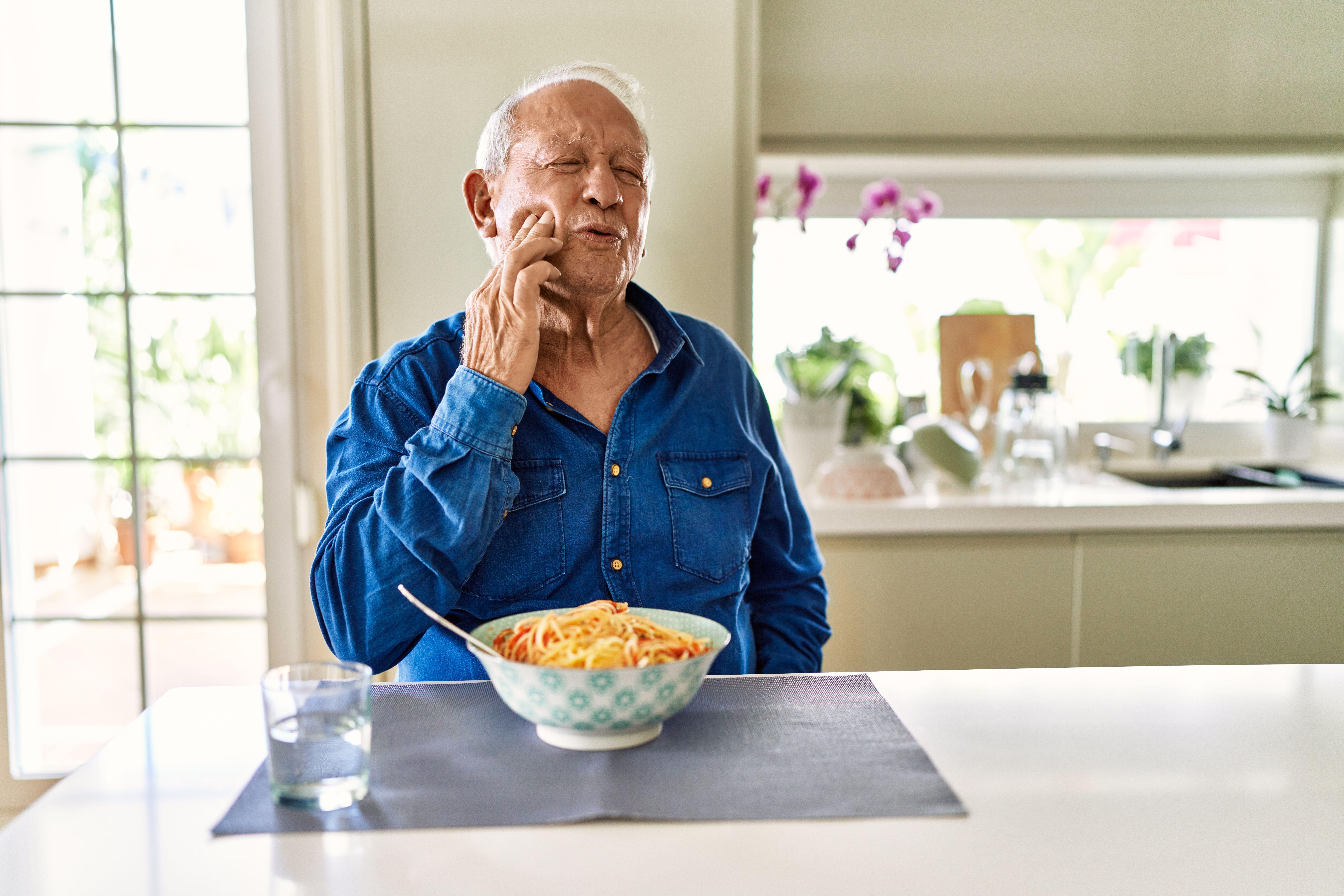 The 7 common reasons why people lose their appetite later in life