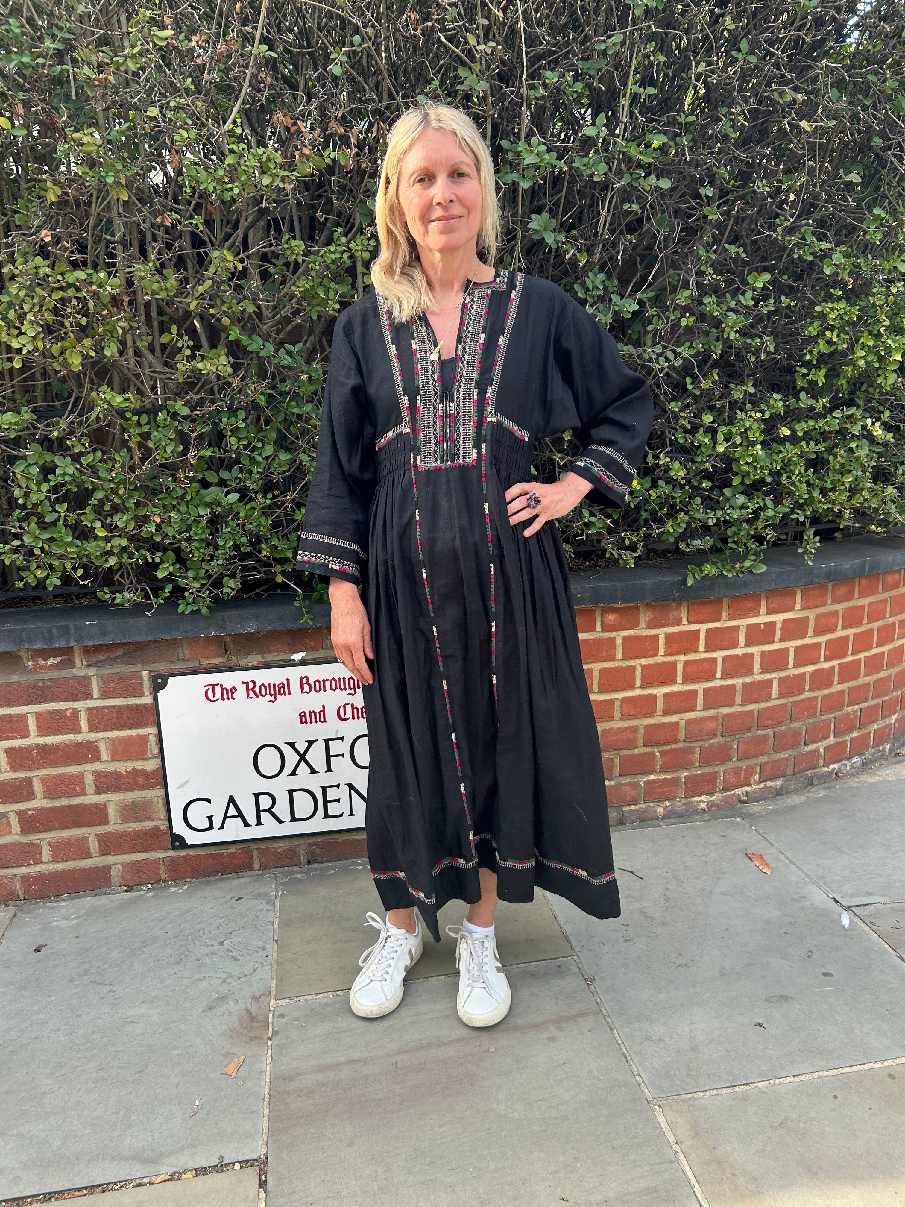 Byl jsem vyzván, abych vstoupil do archetypu bohyně a rozhodl se pro šaty Isabel Marant Bohemian