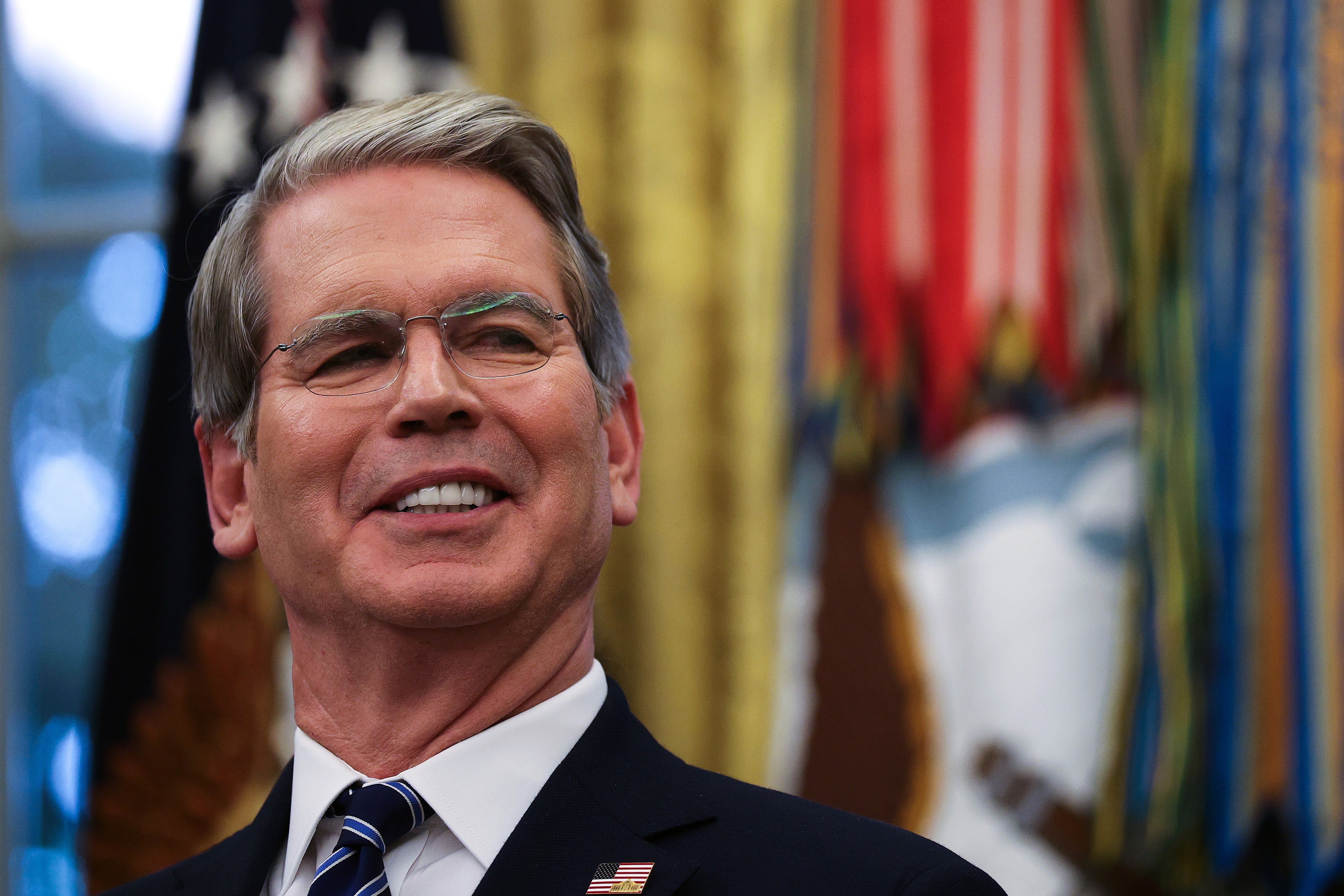 Treasury Secretary Scott Bessent has failed to divest his financial holdings, setting off a warning from the government’s ethics watchdog