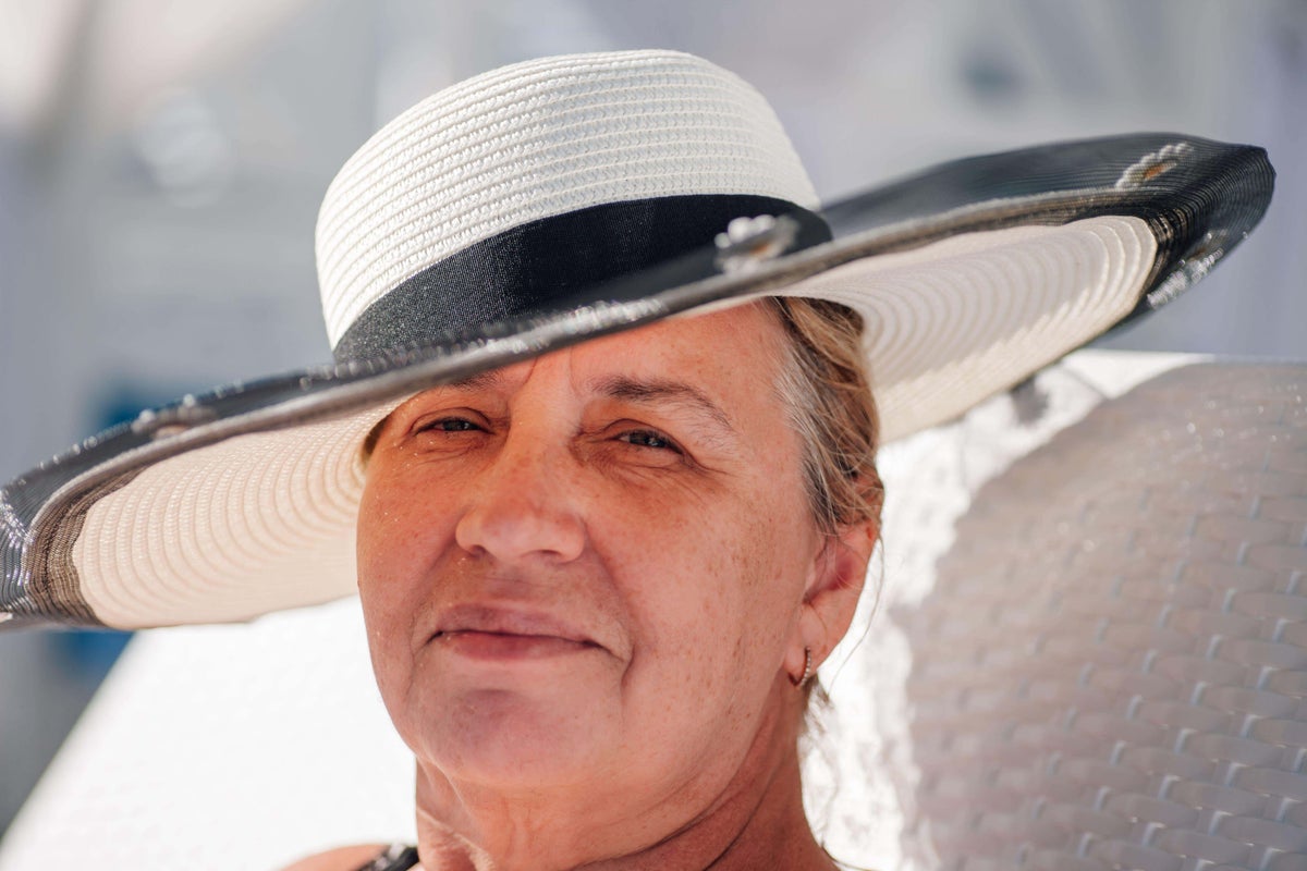 How to reverse signs of sun damage How to reverse signs of sun damage