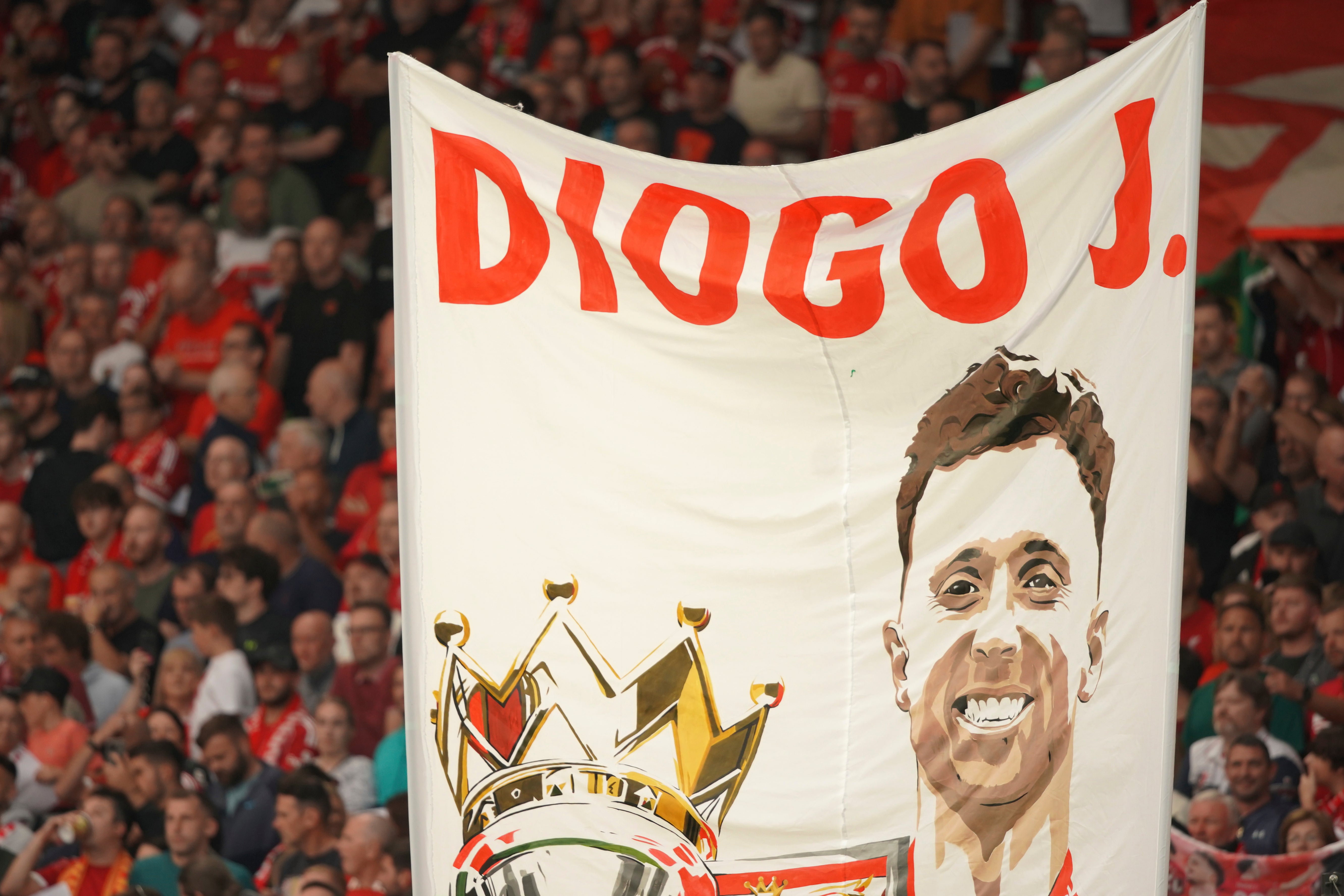 Liverpool pay emotional tribute to Diogo Jota ahead of Premier League opener