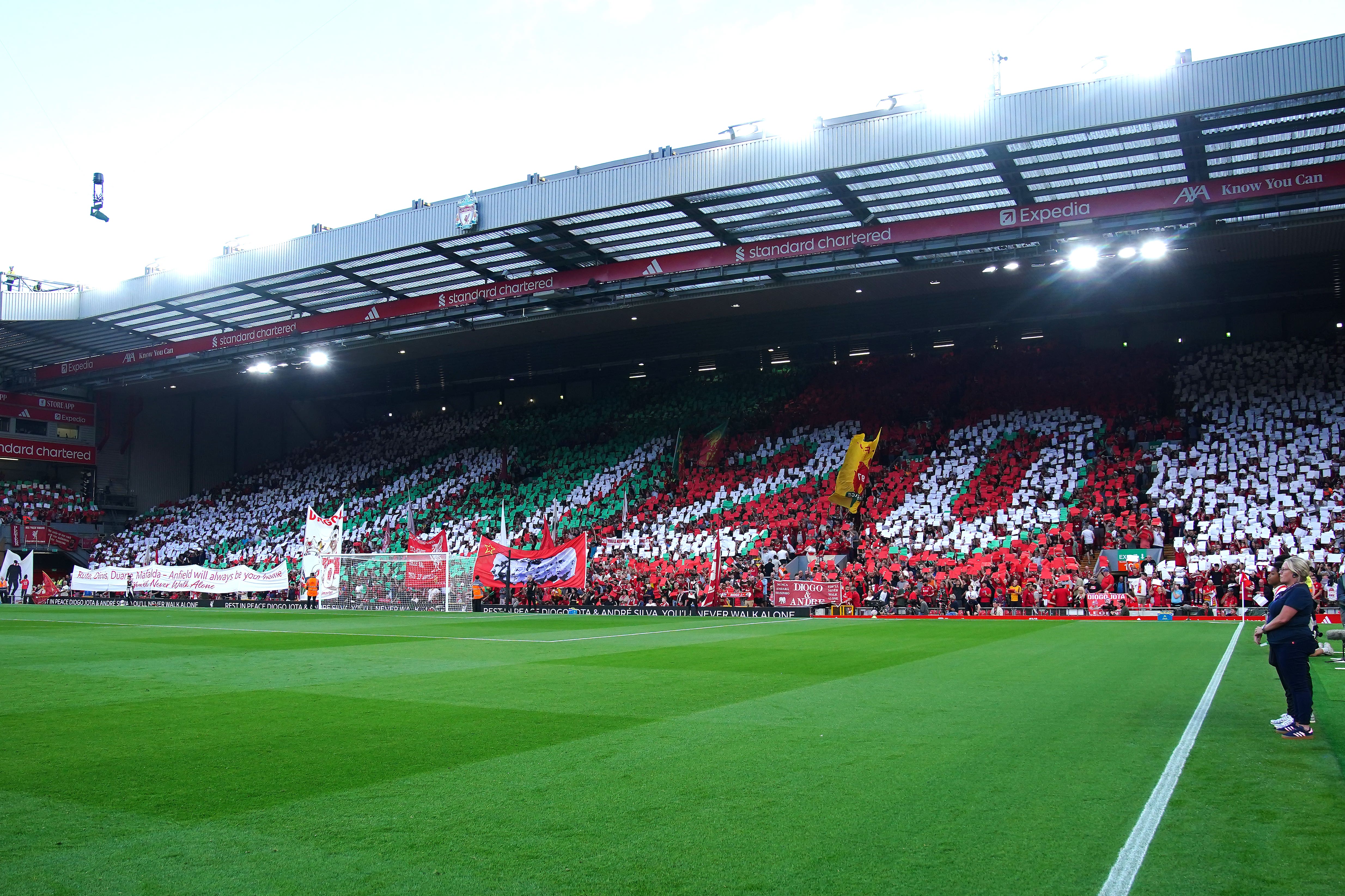 Tributes were made in memory of Liverpool’s Diogo Jota and brother Andrew Silva (Peter Byrne/PA)