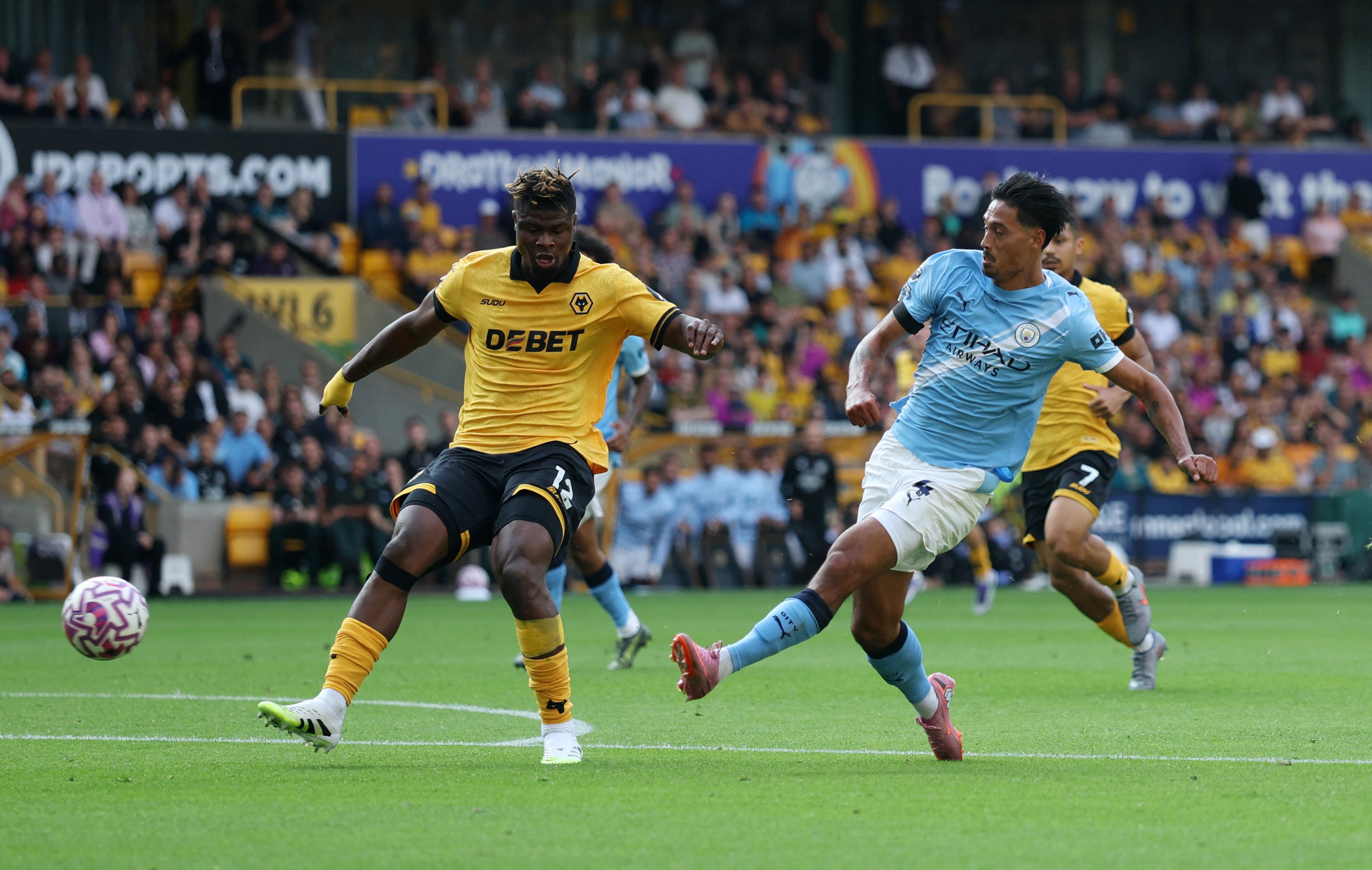Tijjani Reijnders slots home City’s second
