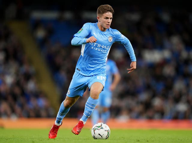 <p>Nottingham Forest complete signing of James McAtee from Man City</p>