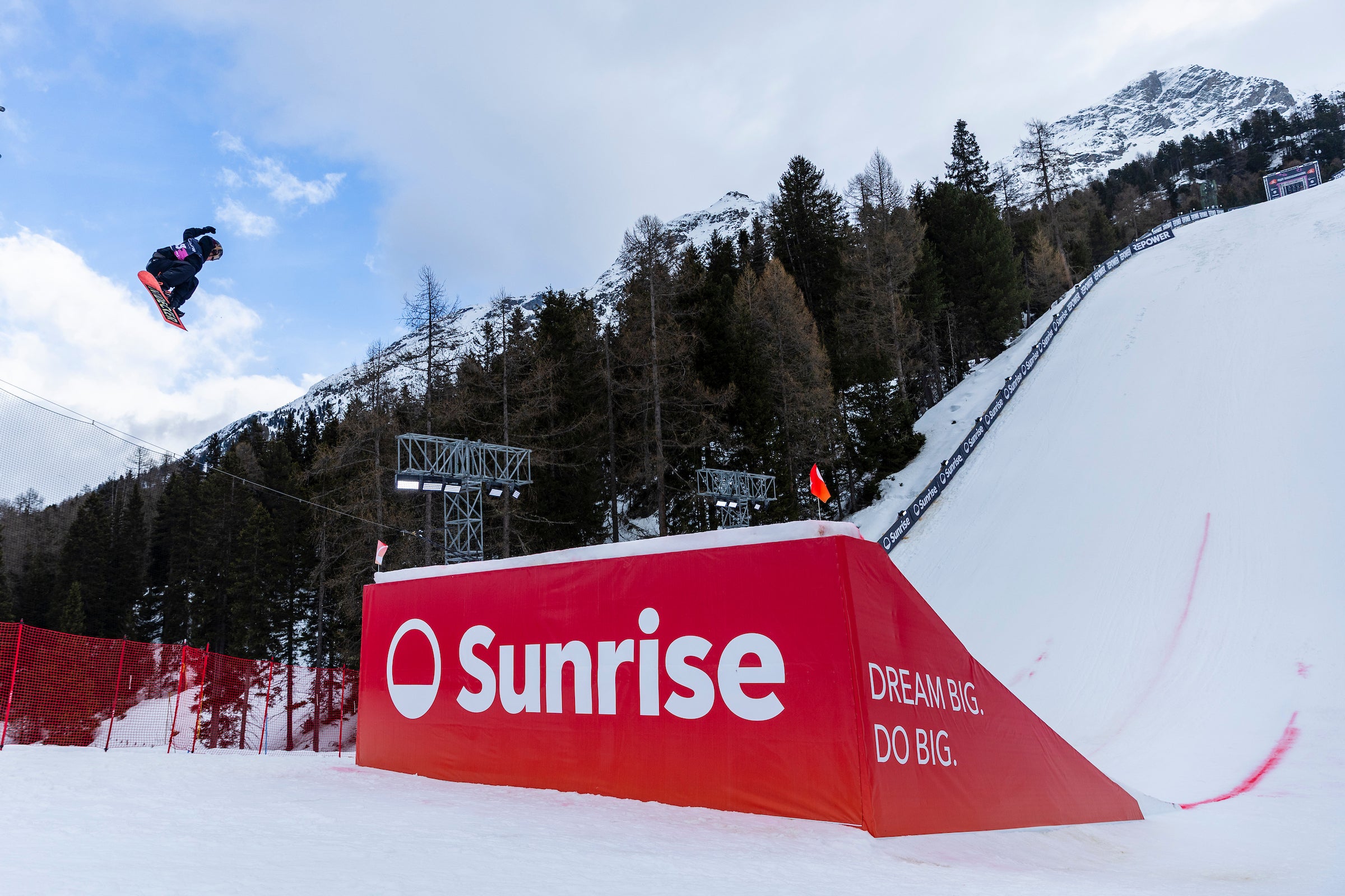 Maisie Hill hopes to qualify for the upcoming Milano Cortina Winter Olympics