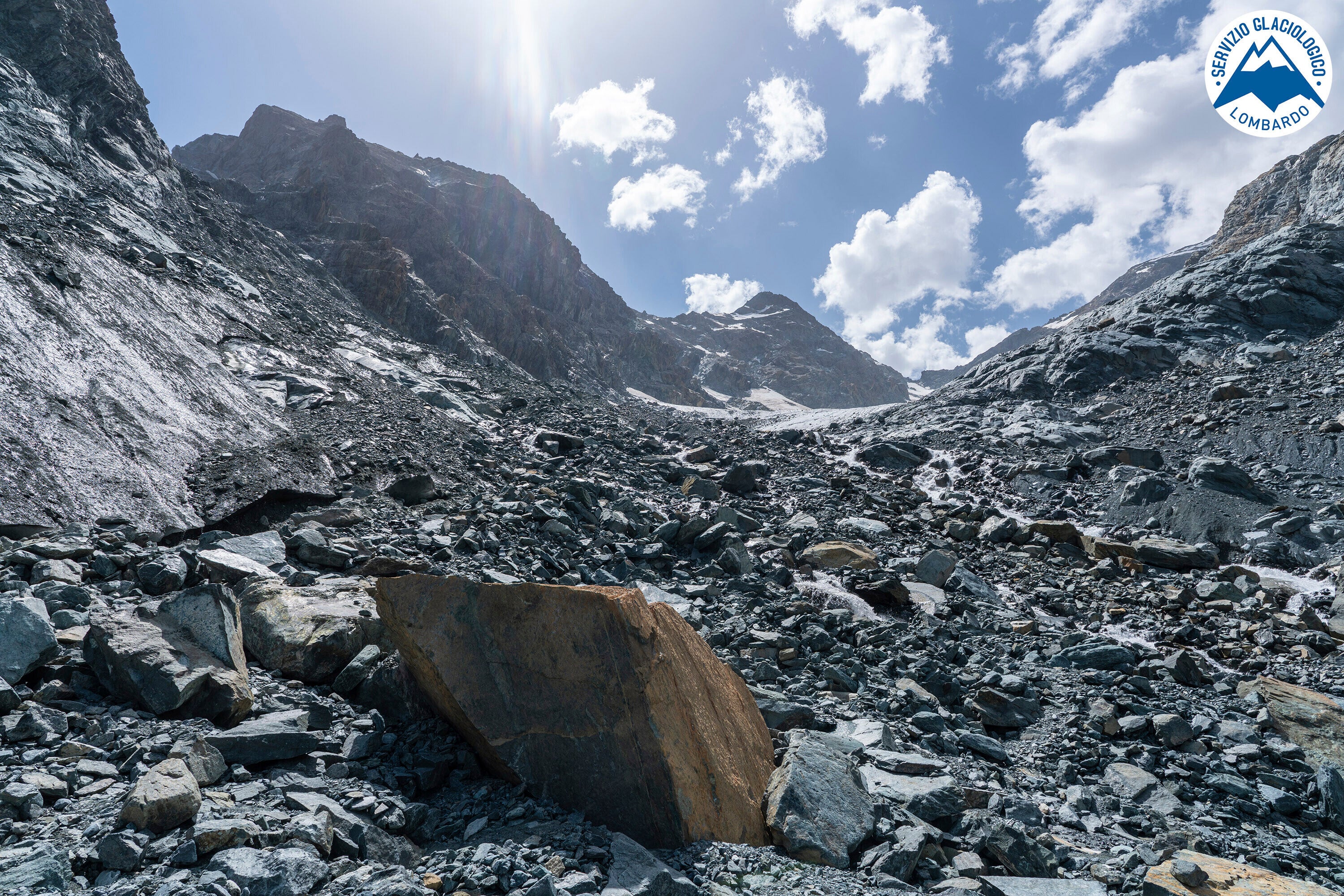 Geologists report that the Ventina glacier has already lost 1.7 kilometres (1 mile) in length since the first measuring benchmarks were established in 1895.