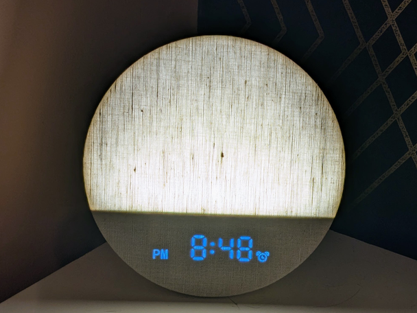 indybest best sunrise alarm clocks review Dreamegg sunrise alarm clock