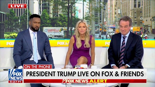 Trump completely sidetracks Fox & Friends interview by gushing over Hannity and Earhardt’s ‘greatest relationship’