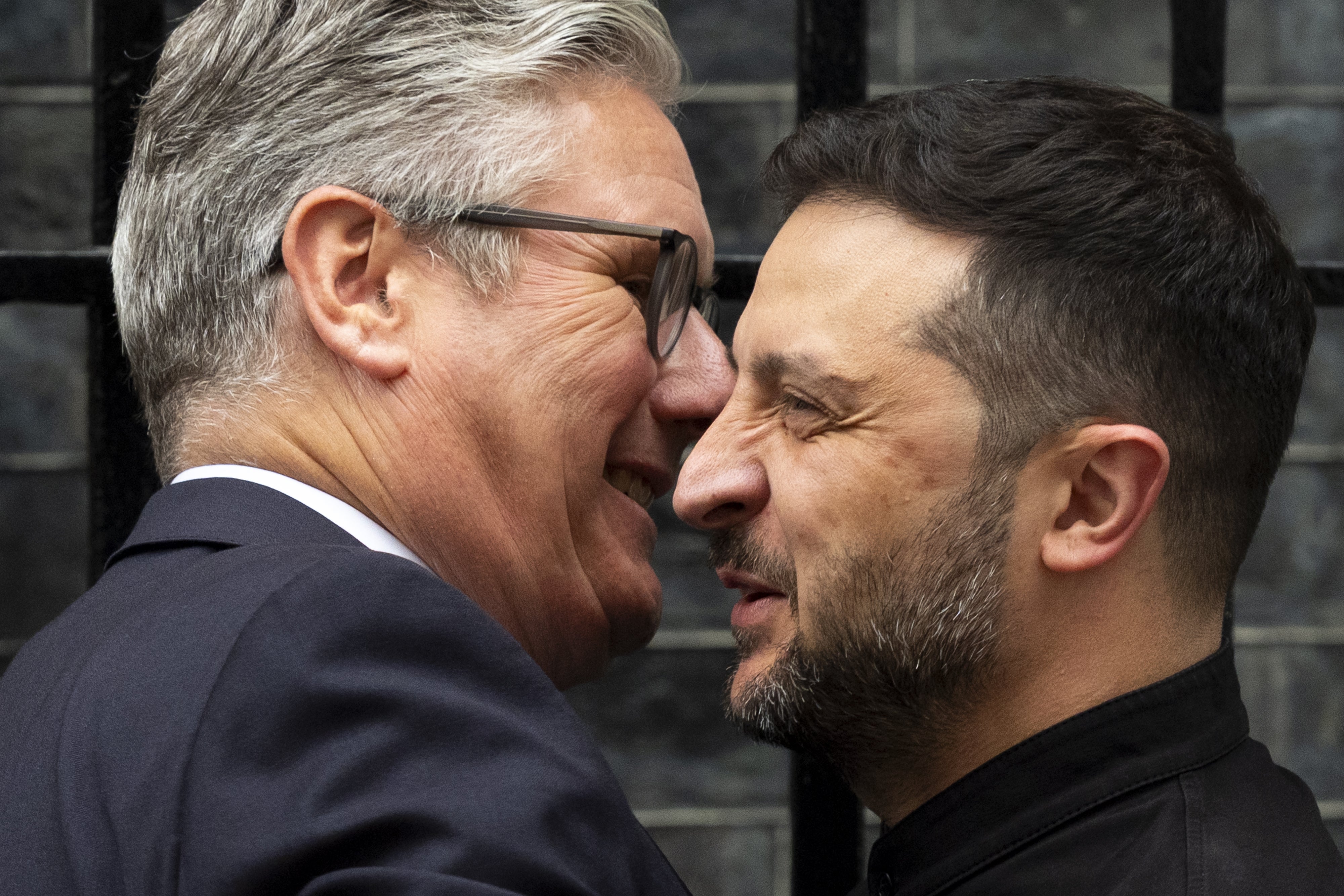 Prime Minister Sir Keir Starmer with Ukrainian President Volodymyr Zelensky (Jordan Pettitt/PA)