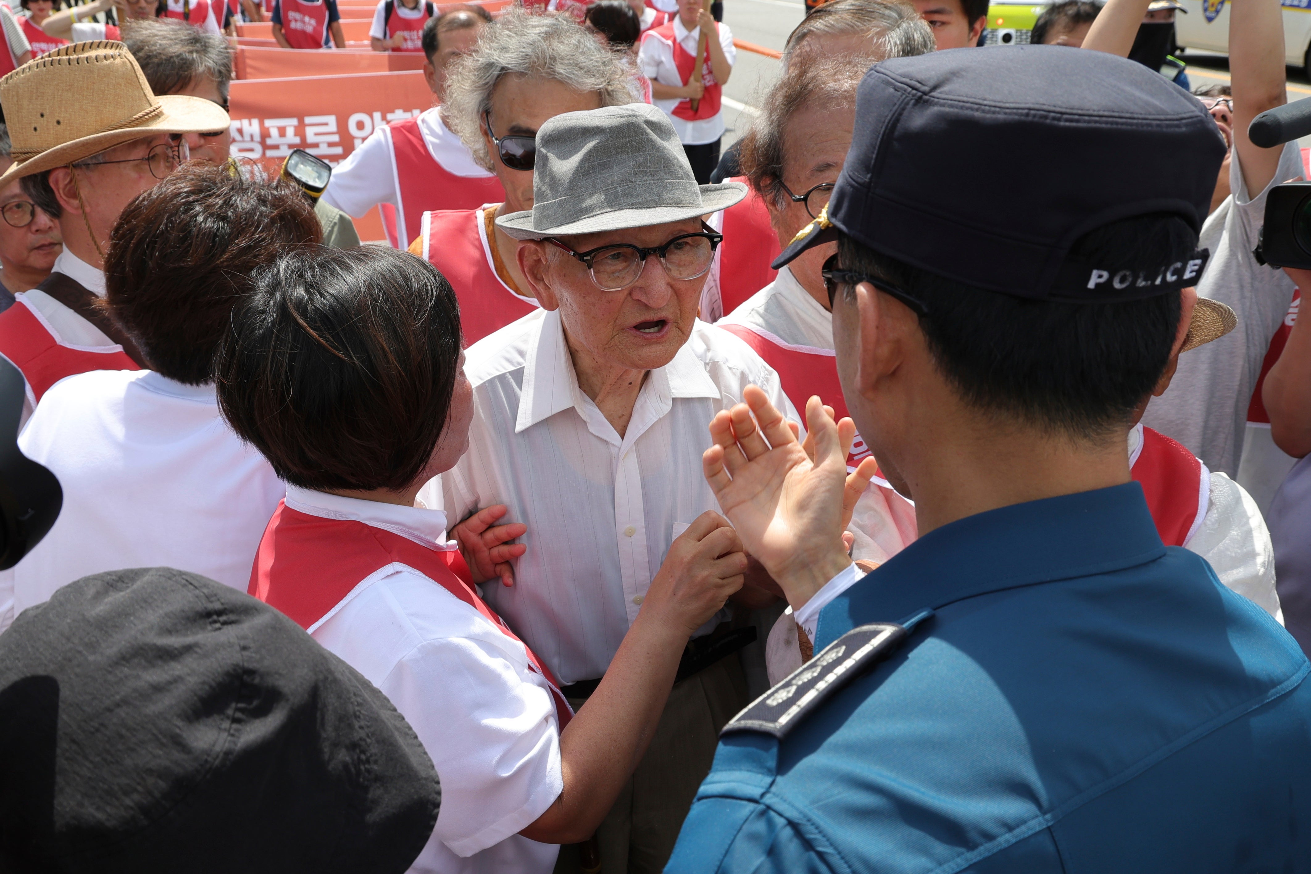 Koreas North Korean Soldier