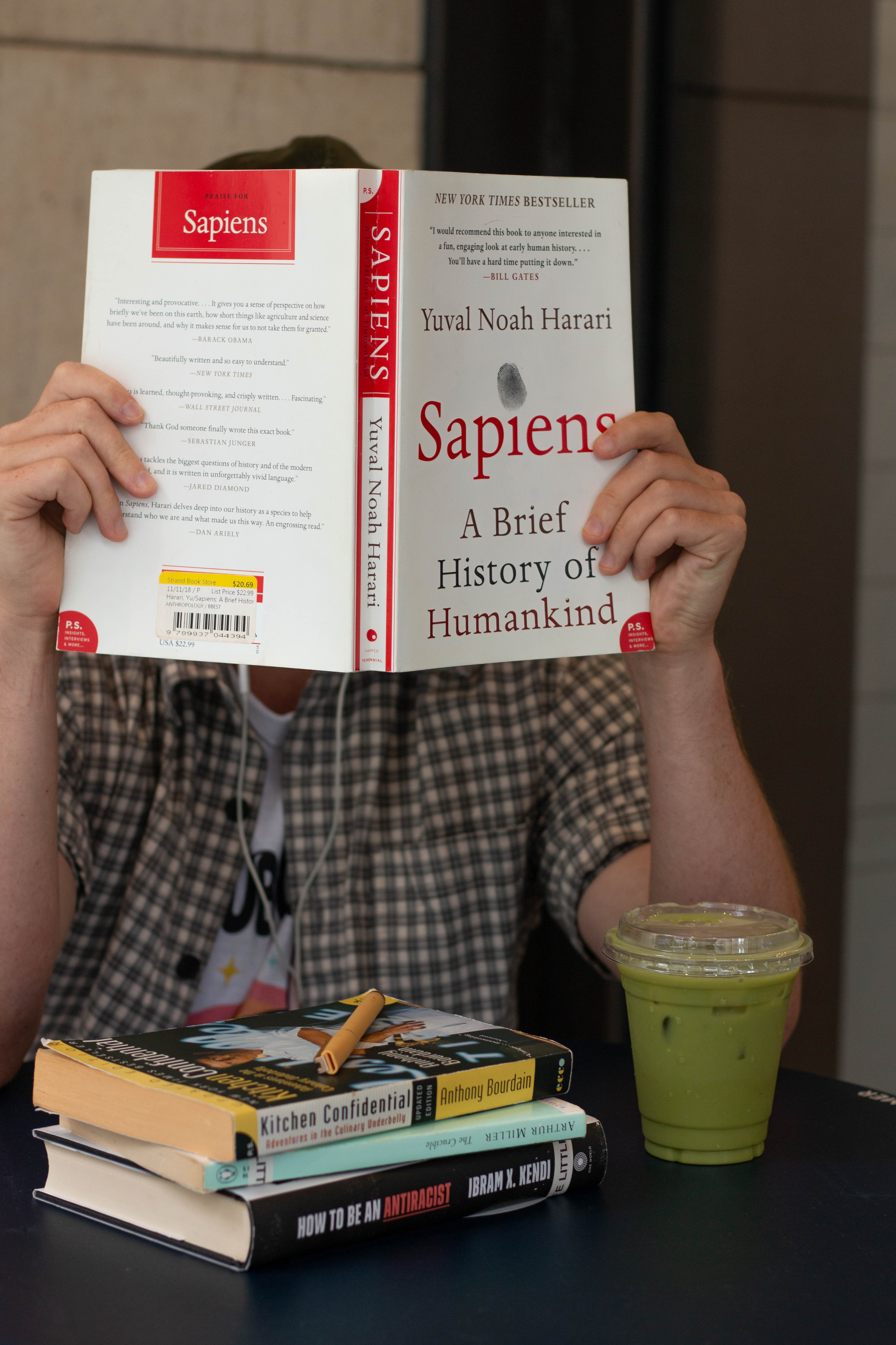 The performative male will, of course, have read all the progressive books of the day, and will revel in striking up a conversation with members of the opposite sex about them