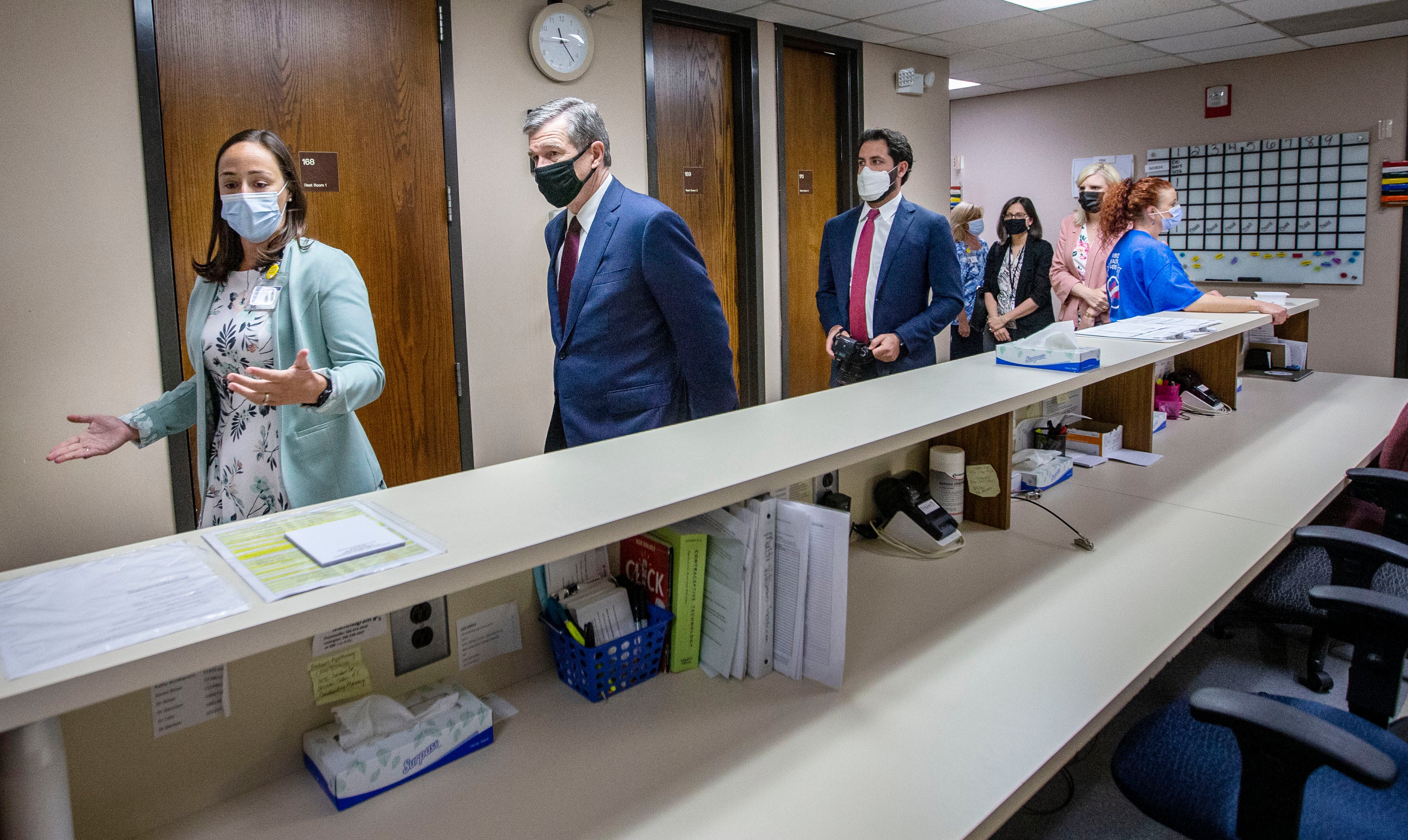 North Carolina Virus Outbreak Bars