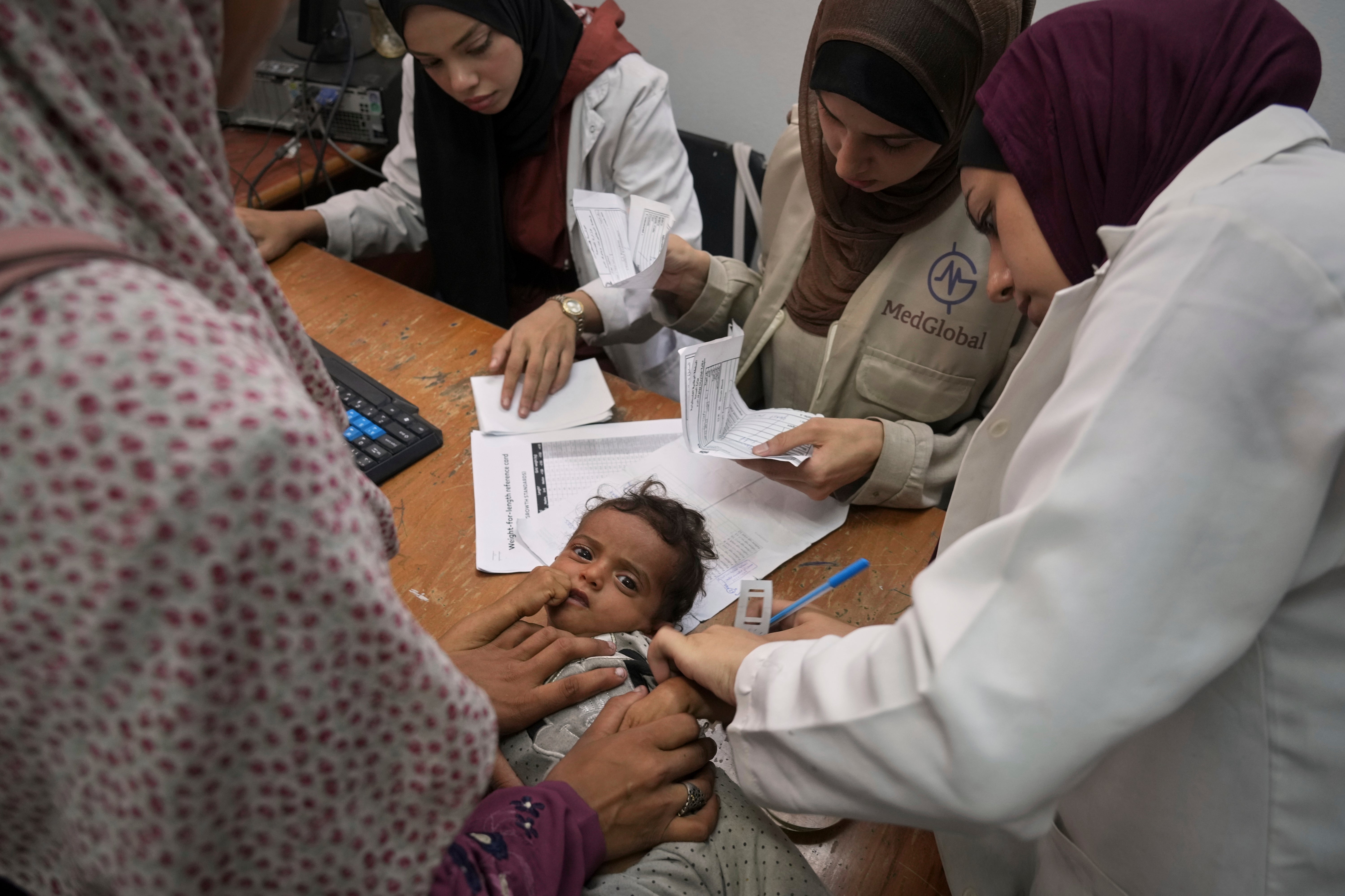 Mideast Wars Gaza Witnesses to Hunger