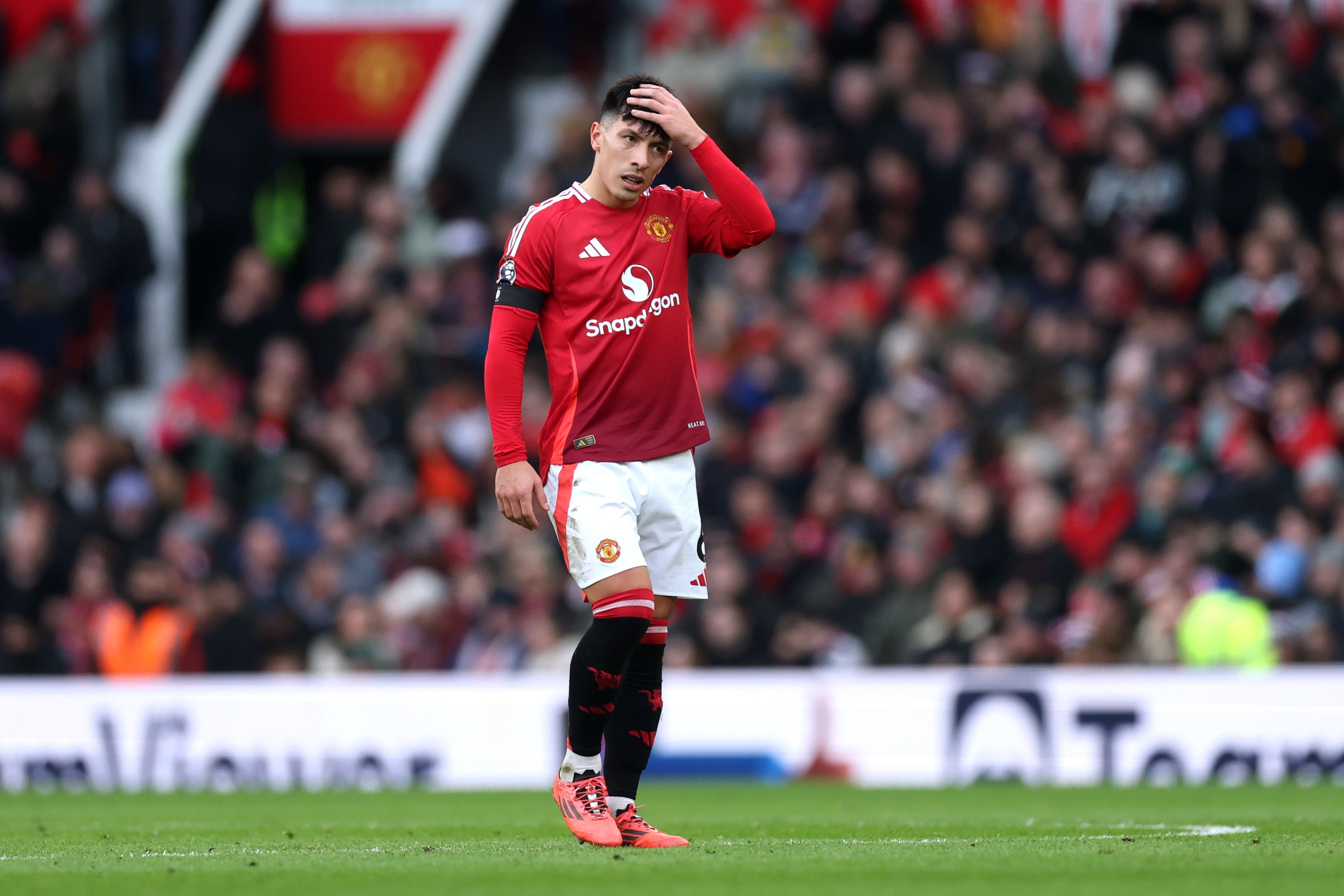 Lisandro Martinez has been on the receiving end of criticism from Paul Scholes recently