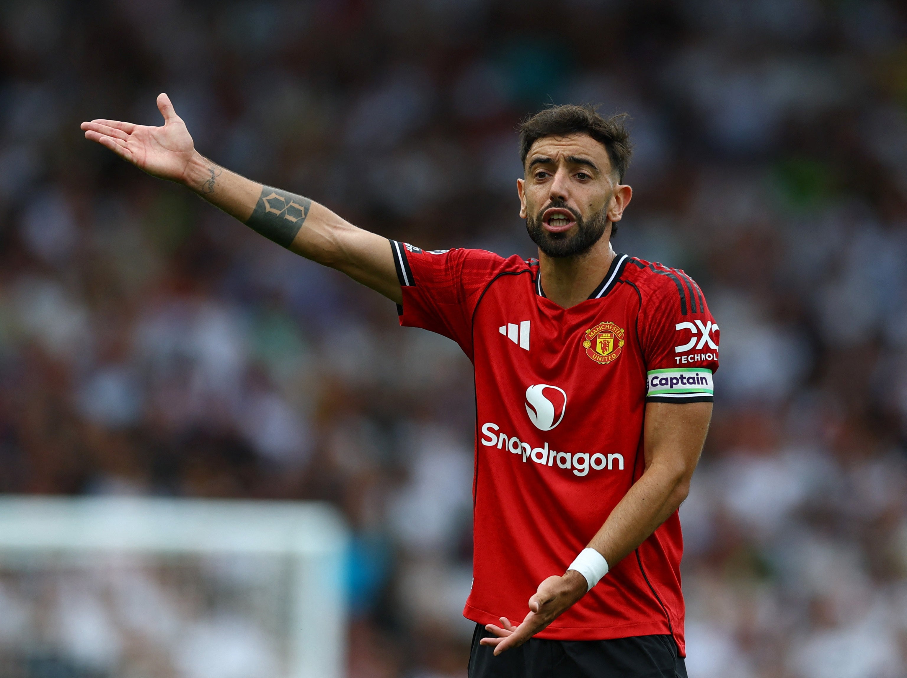 Bruno Fernandes requires back-up in the middle of the park