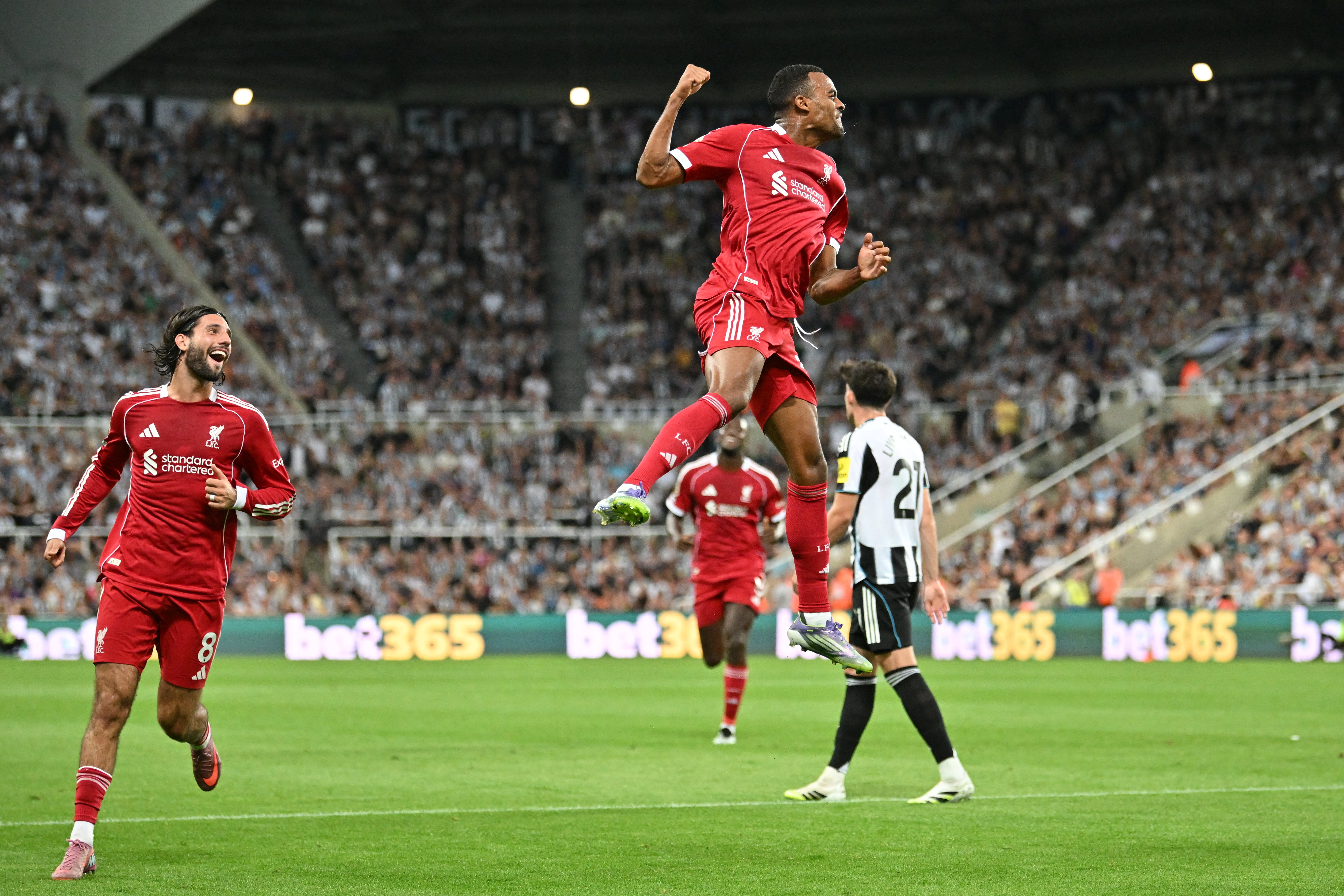 Newcastle vs Liverpool live: Anthony Gordon shown red card after Ryan Gravenberch’s opener
