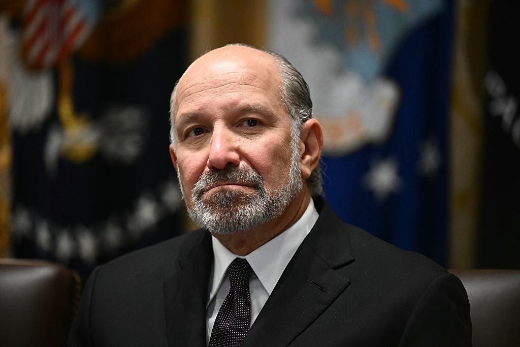 ‘Zero self awareness’: Newsom trolls Trump deputy’s description of ‘crooks’ in government over Lisa Cook ouster