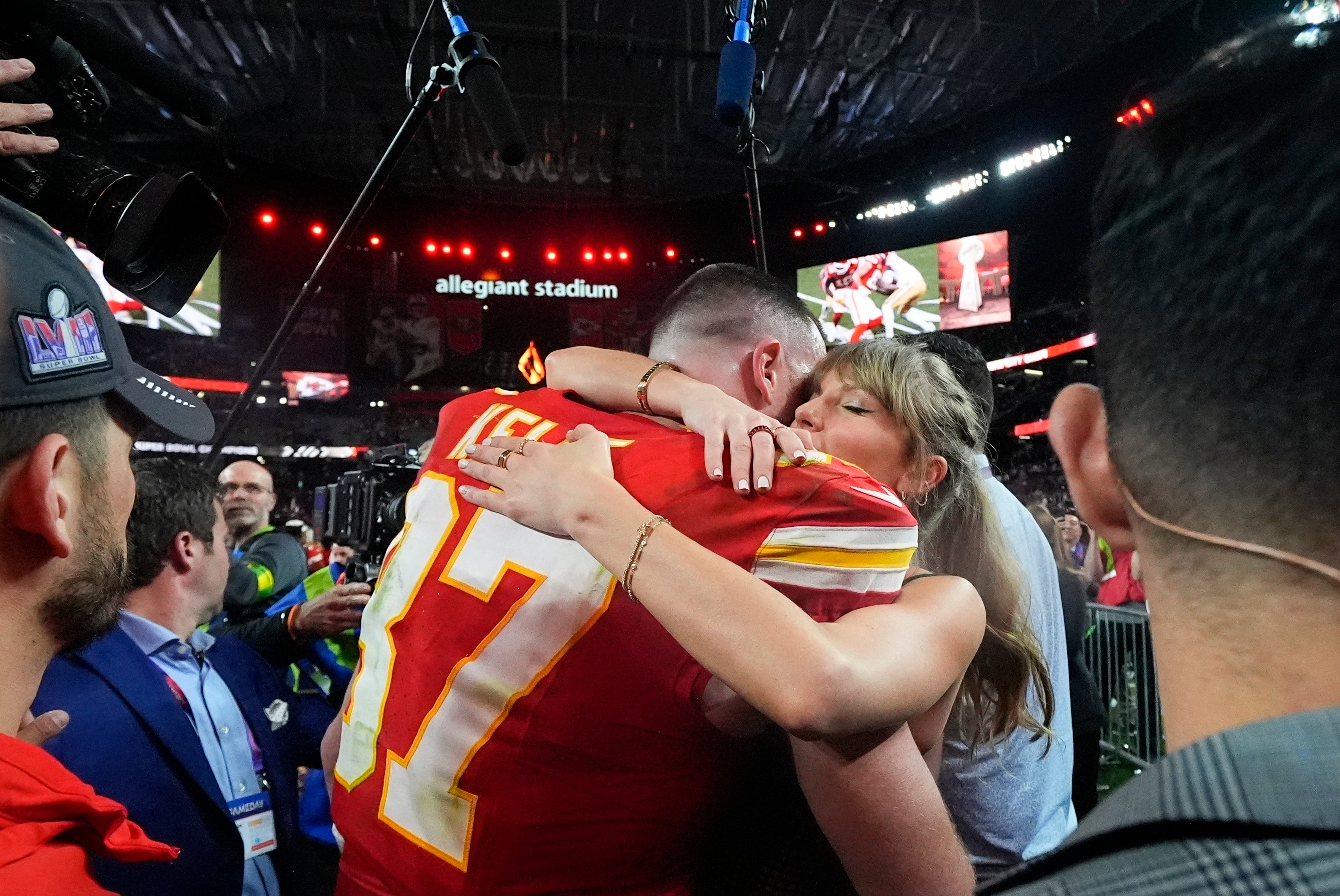 Taylor Swift Travis Kelce