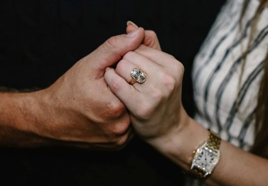 Looking at a close-up of Swift’s ring, Rinaldi said, 'Oh, it’s huge! The ring is ginormous!'