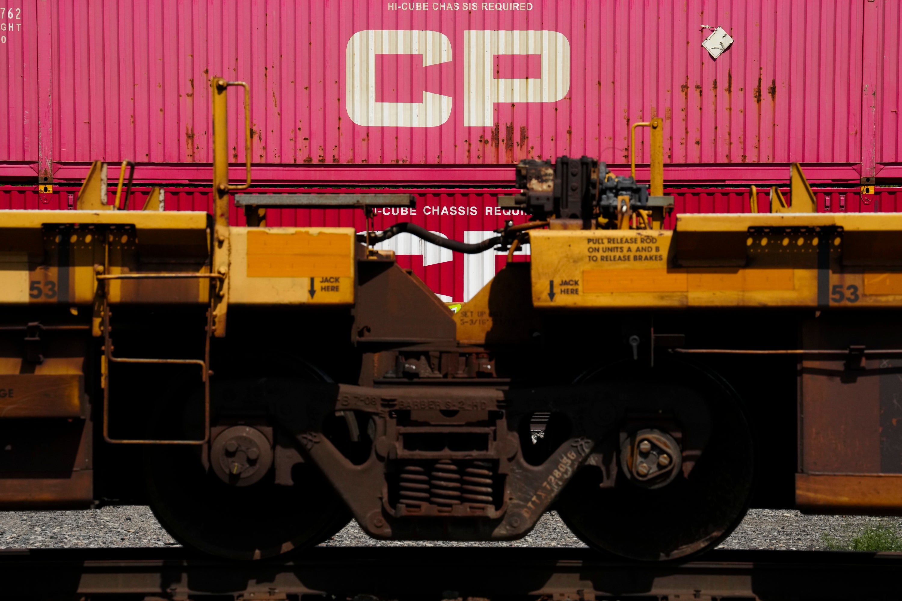 CSX railroad's merger prospects derail as BNSF and CPKC make clear they aren't interested in a deal