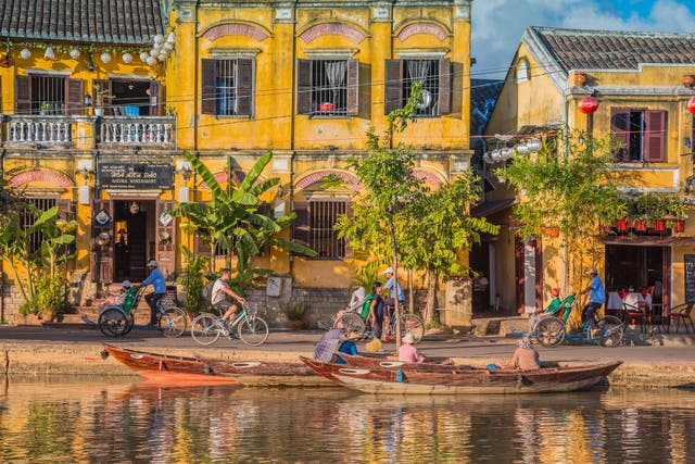 <p>For a long-haul adventure, explore the length of Vietnam on a guided tour </p>