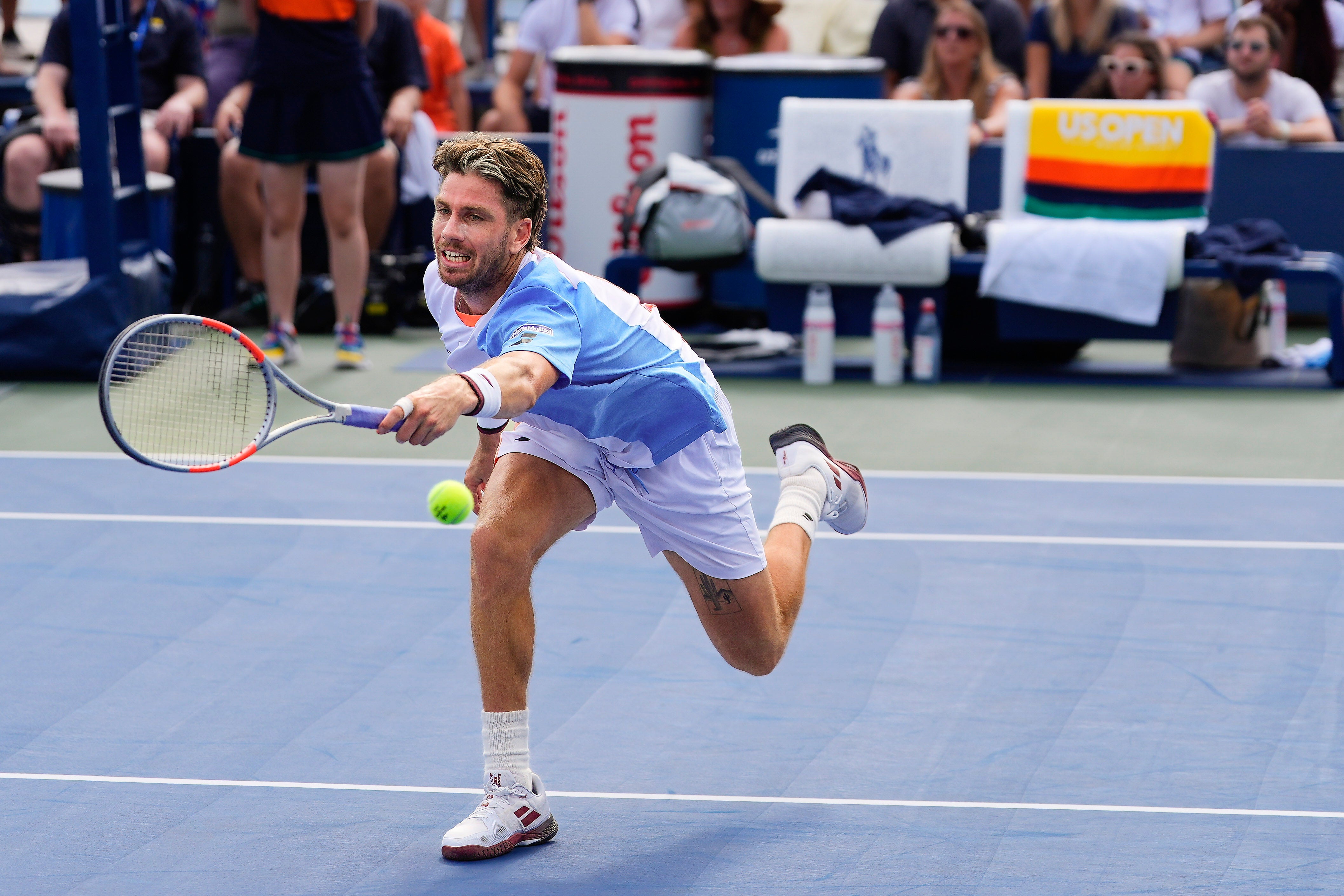 Cameron Norrie se plní pro forehand (Yuki Iwamura/AP)
