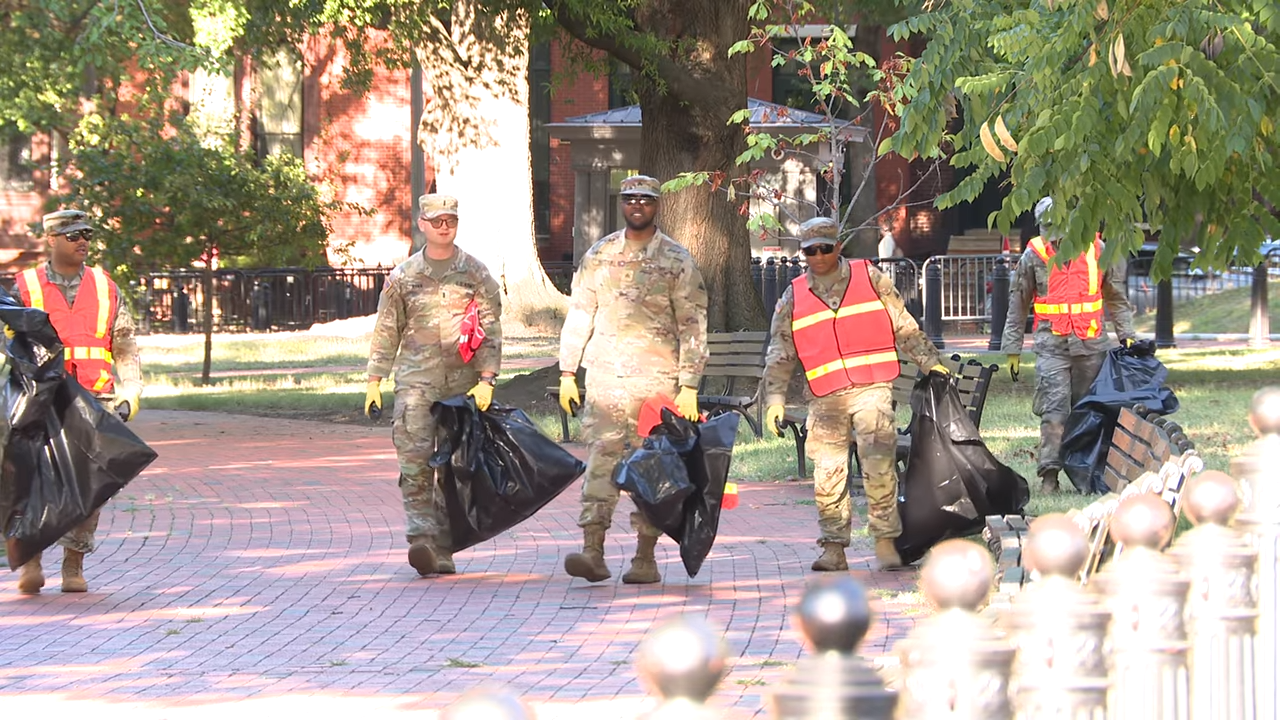 The troopswere seen tidying up DC parks