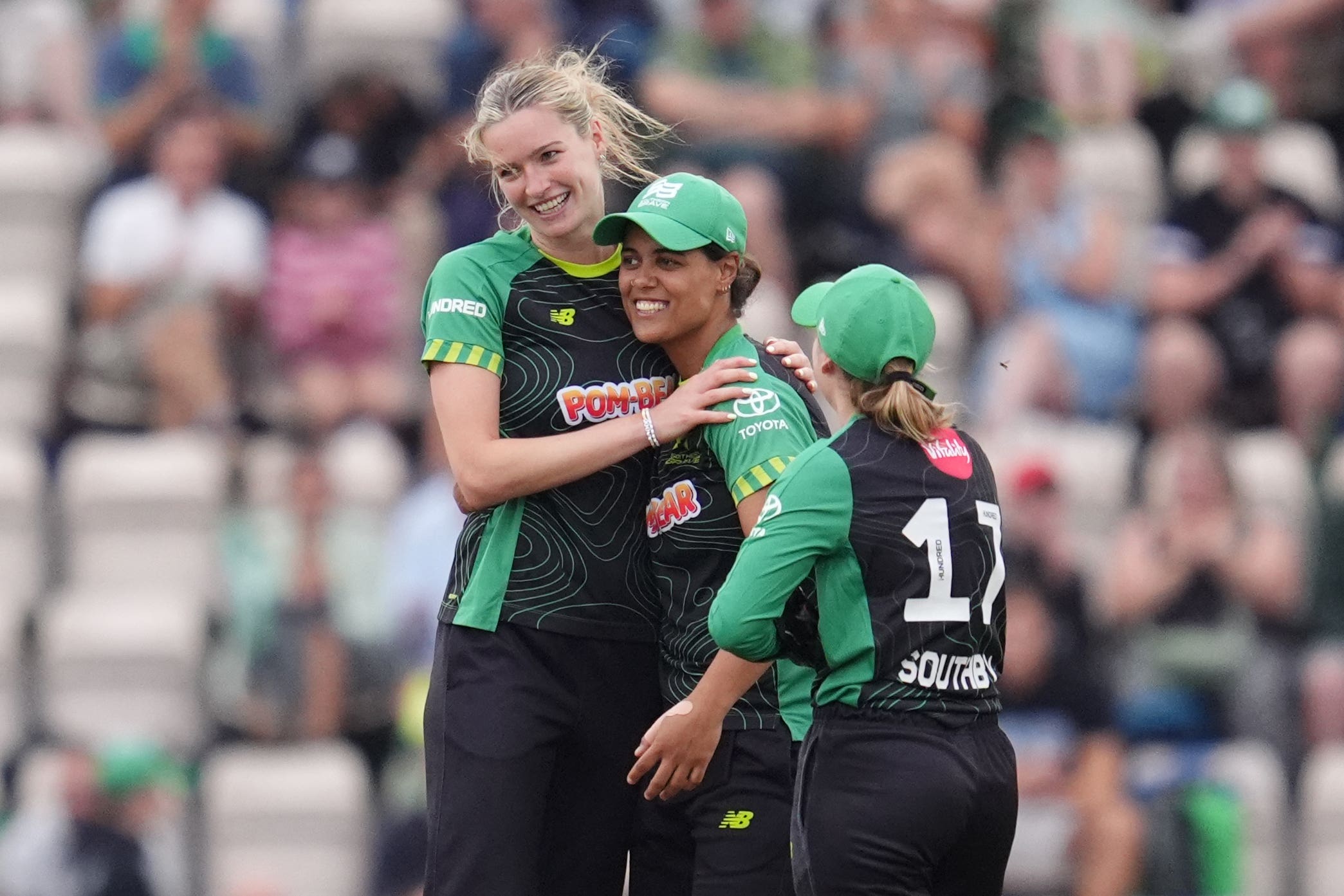 Lauren Bell (left) claimed brilliant figures of four wickets for six runs in Southern Brave’s win over Welsh Fire (Adam Davy/PA)