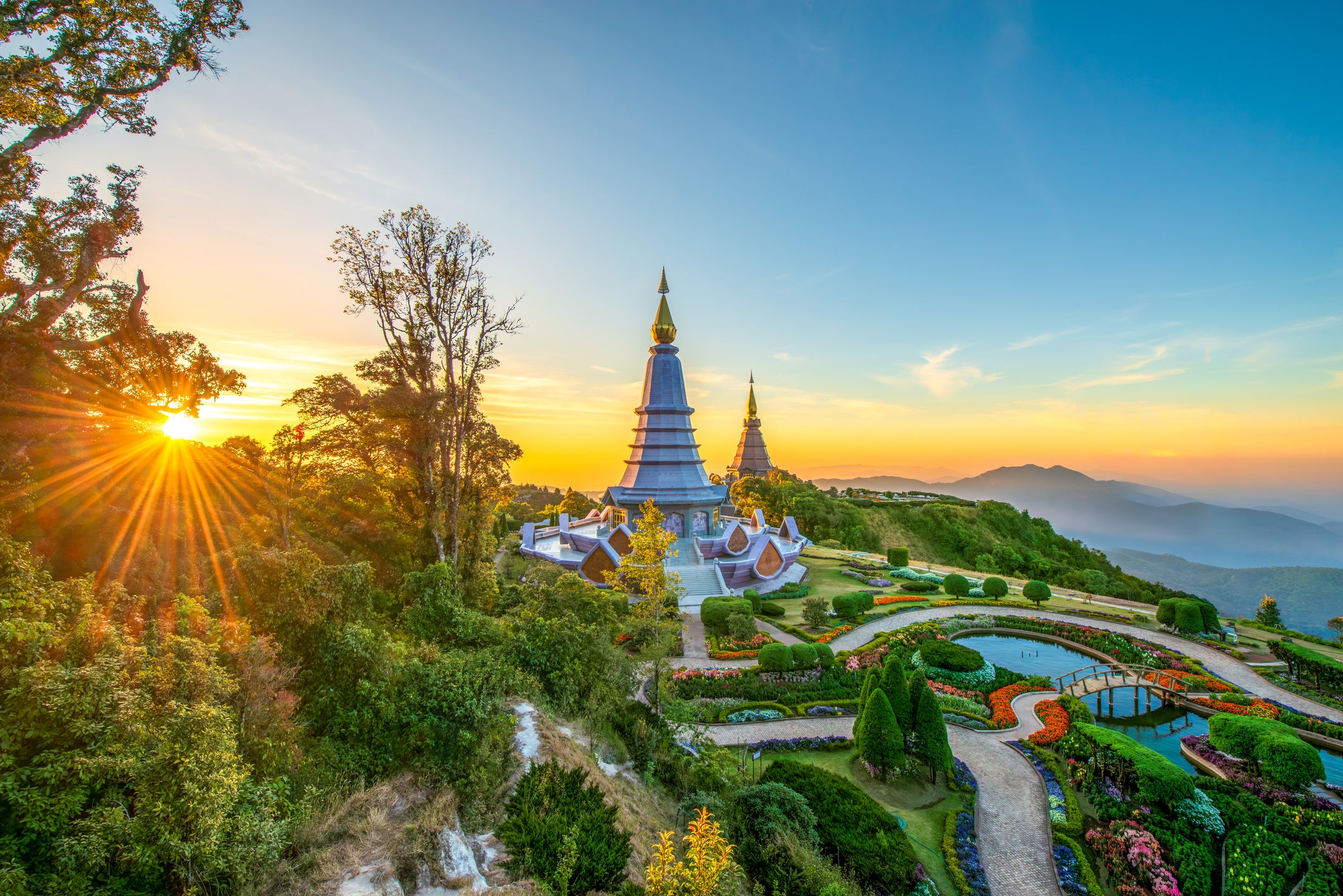 <p>Full to the brim with temples, vibrant nightlife, massage spots and markets, Chiang Mai manages to balance equal levels of tranquillity and energetic buzz</p>