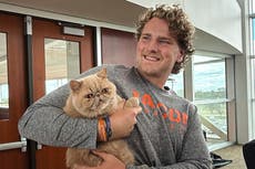 College football traditions: Pudge The Cat has everyone purring on the Bowling Green football team