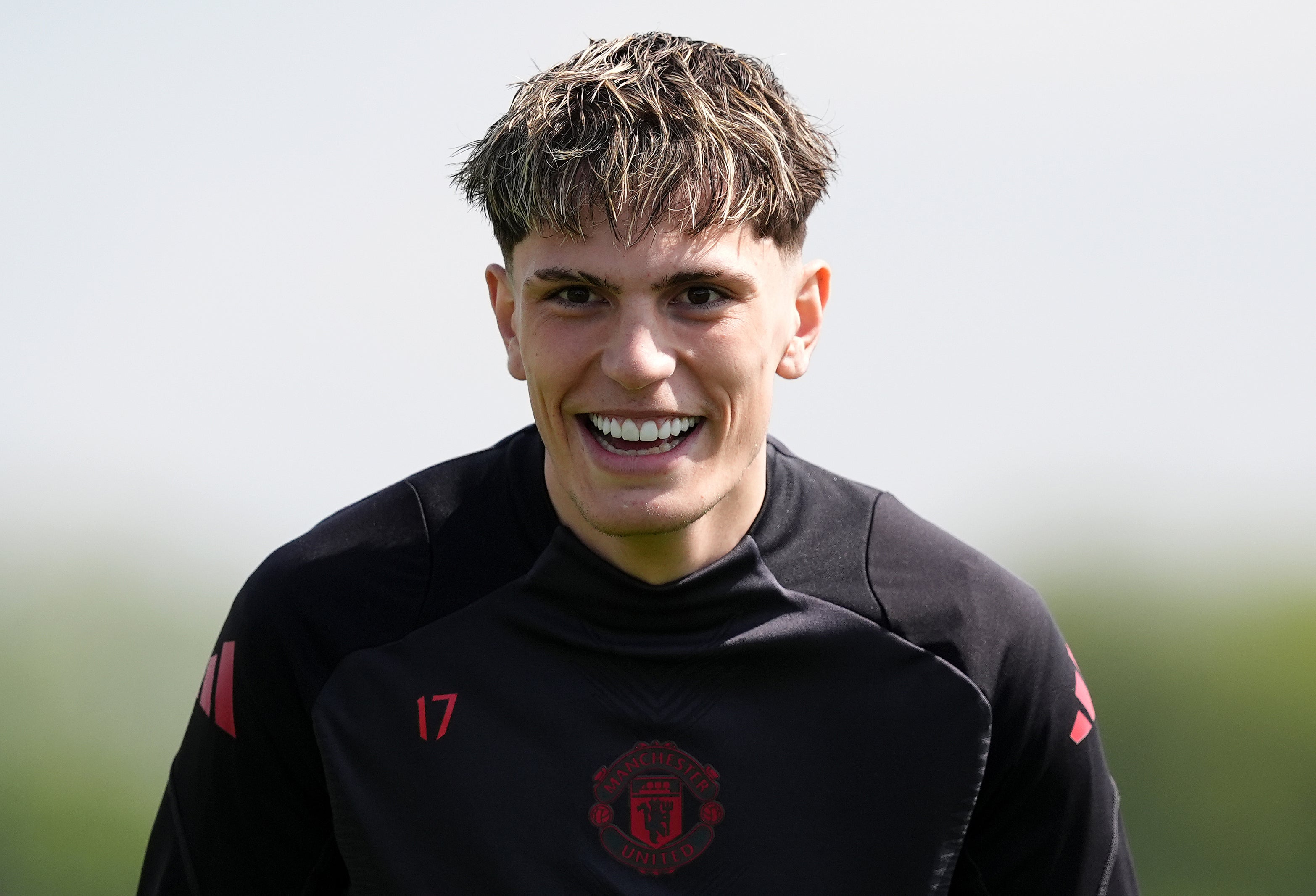 Alejandro Garnacho could make his Chelsea debut against his former club