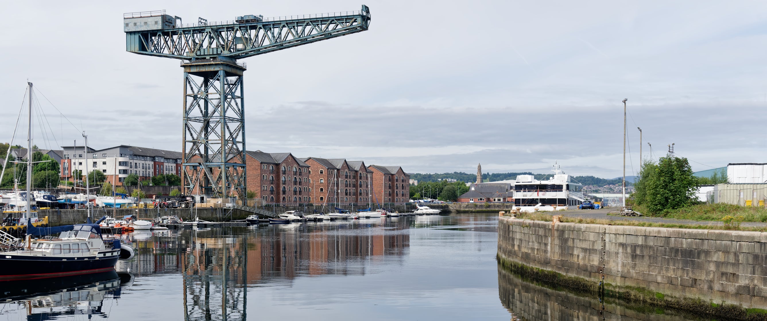 The dock’s iconic crane could support the thrilling new attraction