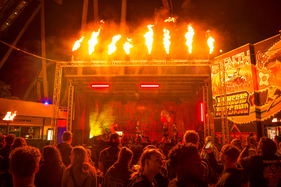 Take advantage of pre-booking discounts with fright night online bookings