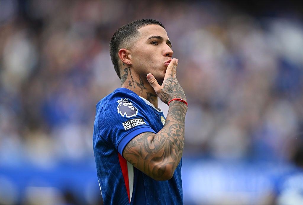 Enzo Fernandez slaví trest proti Fulhamu