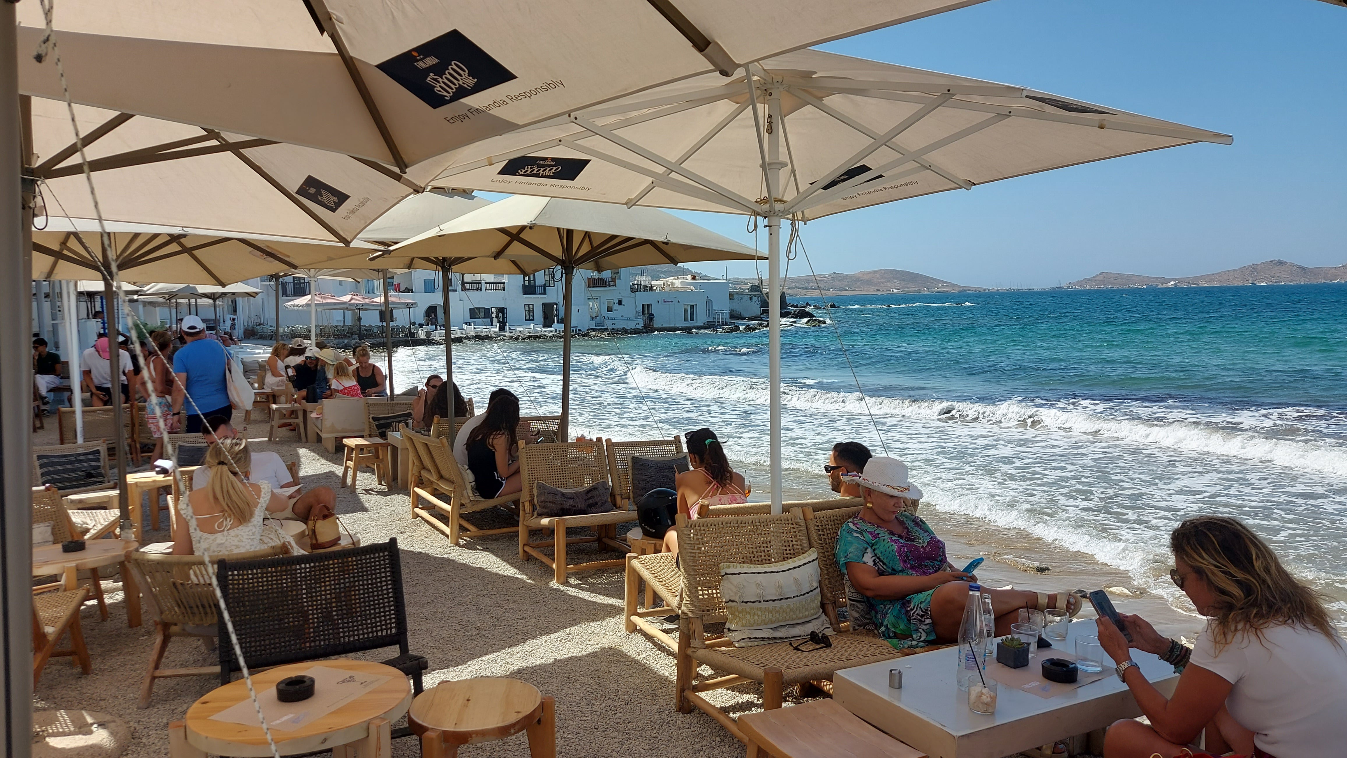 The 'Comeback' taverna in Naoussa, where a 'glorious' lunch is devoured
