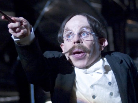 Warwick Davis is returning as Professor Flitwick in the ‘Harry Potter’ TV series