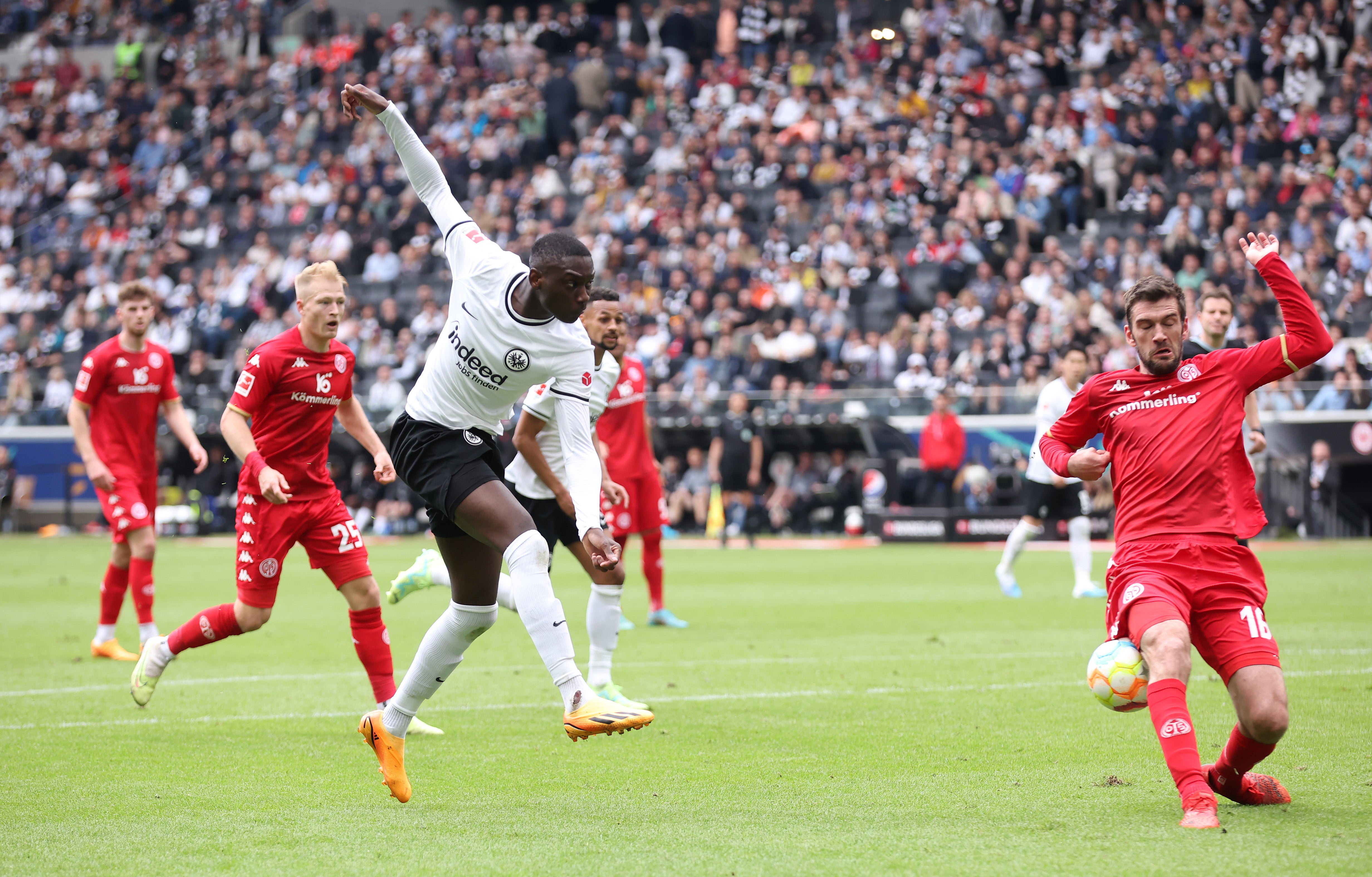 Kolo Muani excelled at Eintracht Frankfurt when given freedom to lead the forward line