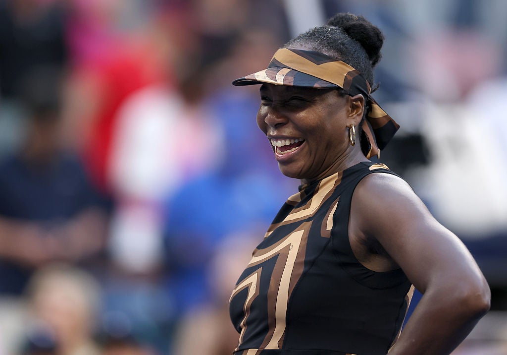 Venus Williams calls for Serena to ‘show up’ for next US Open match as run continues